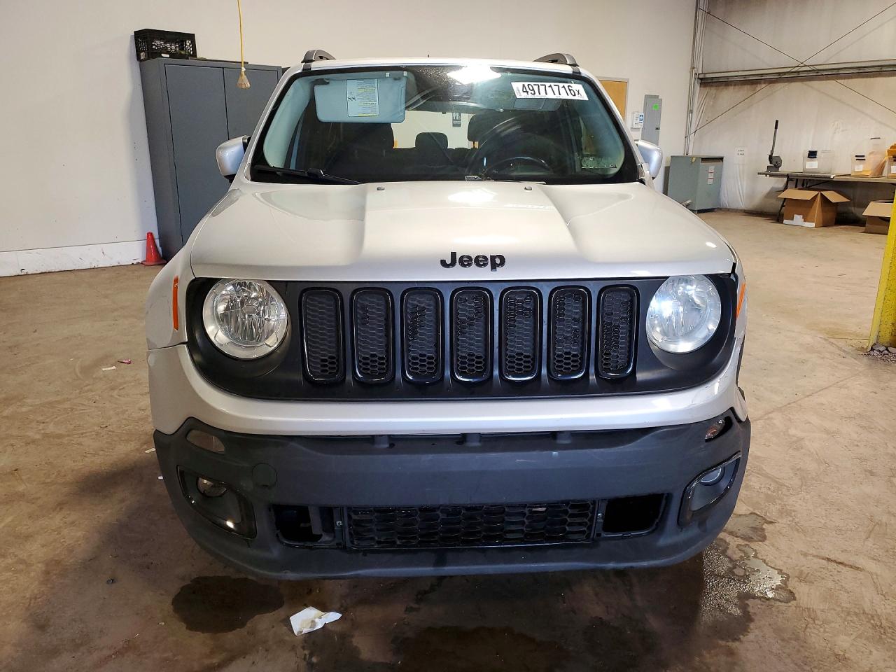 2017 Jeep Renegade Latitude Silver vin: ZACCJBBB2HPF33834