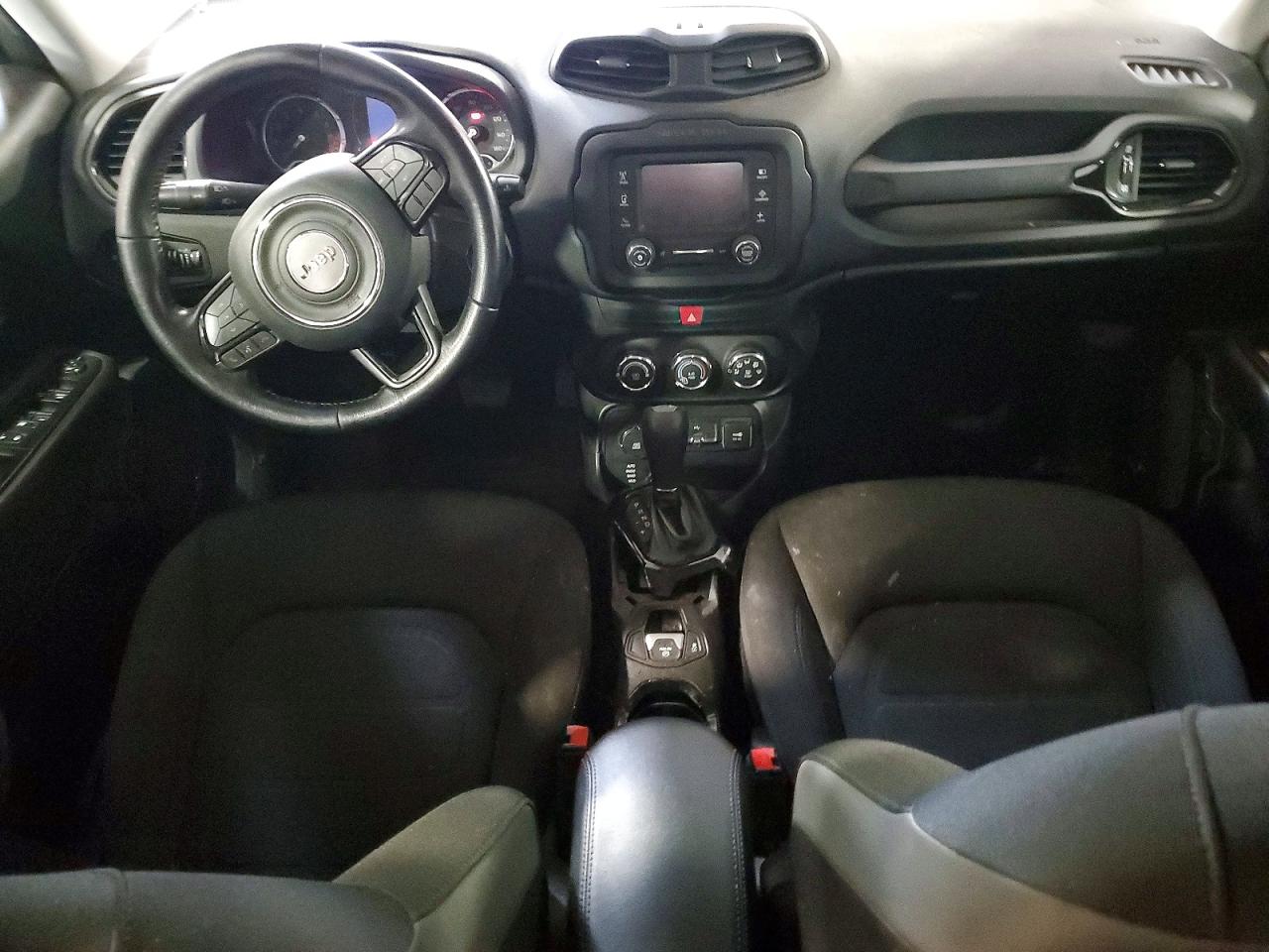 2017 Jeep Renegade Latitude Silver vin: ZACCJBBB2HPF33834