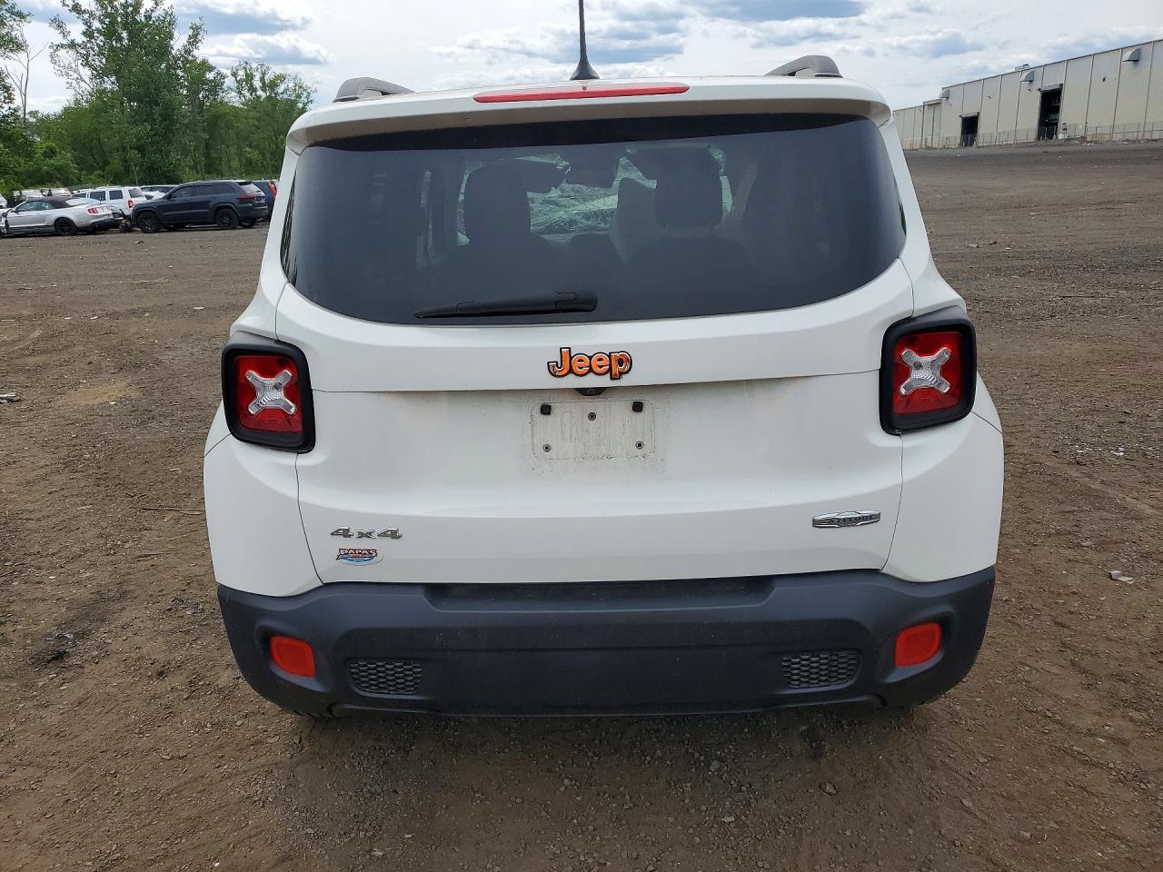 2017 Jeep Renegade Latitude Белый vin: ZACCJBBB3HPF02768