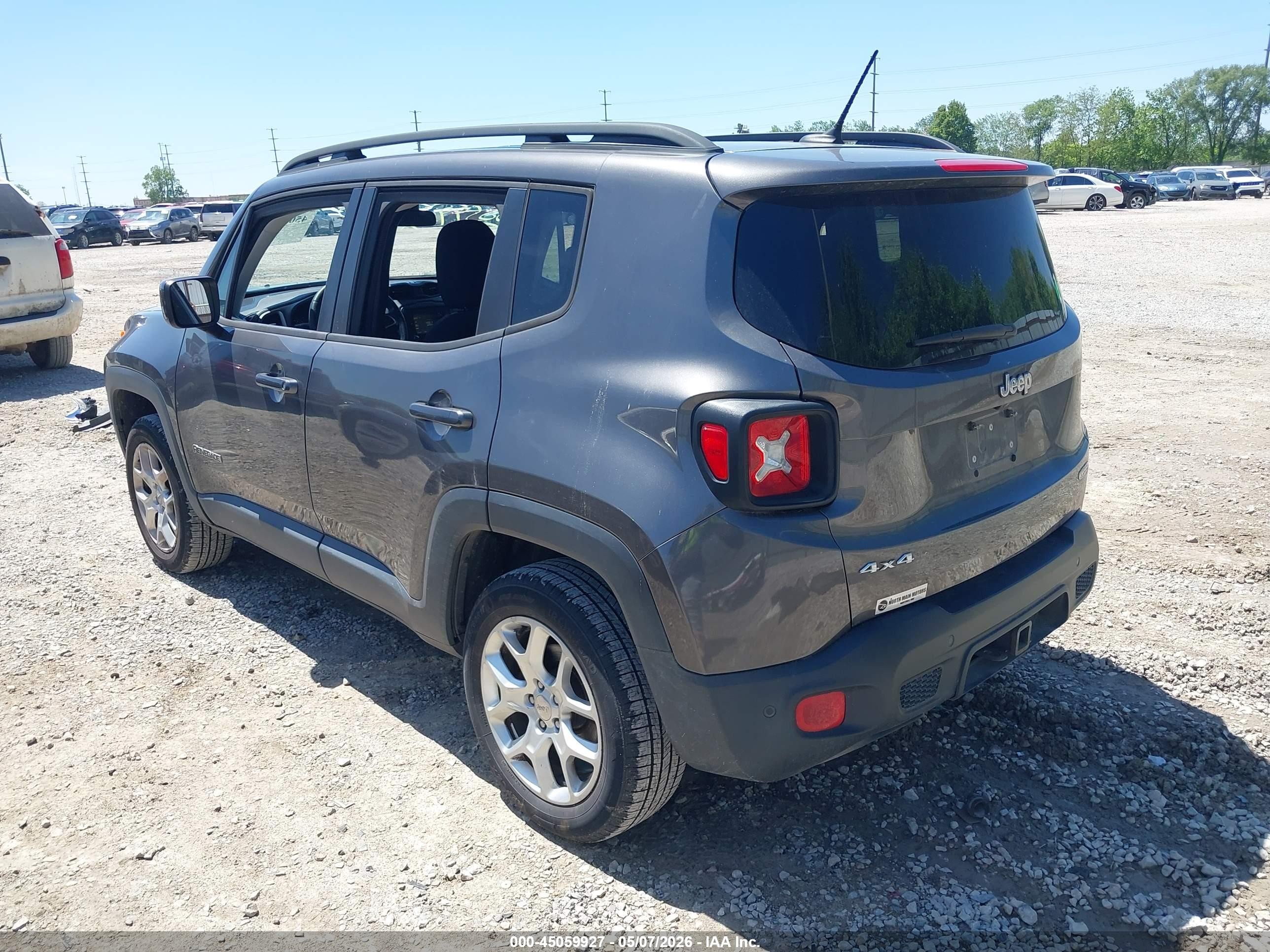 2017 Jeep Renegade Latitude 4x4 Серый vin: ZACCJBBB6HPE56448