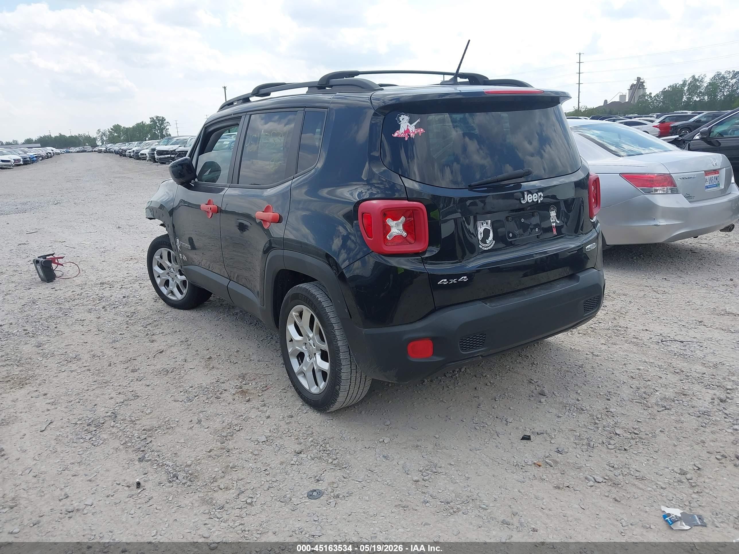 2017 Jeep Renegade Latitude 4x4 Black vin: ZACCJBBBXHPF11953