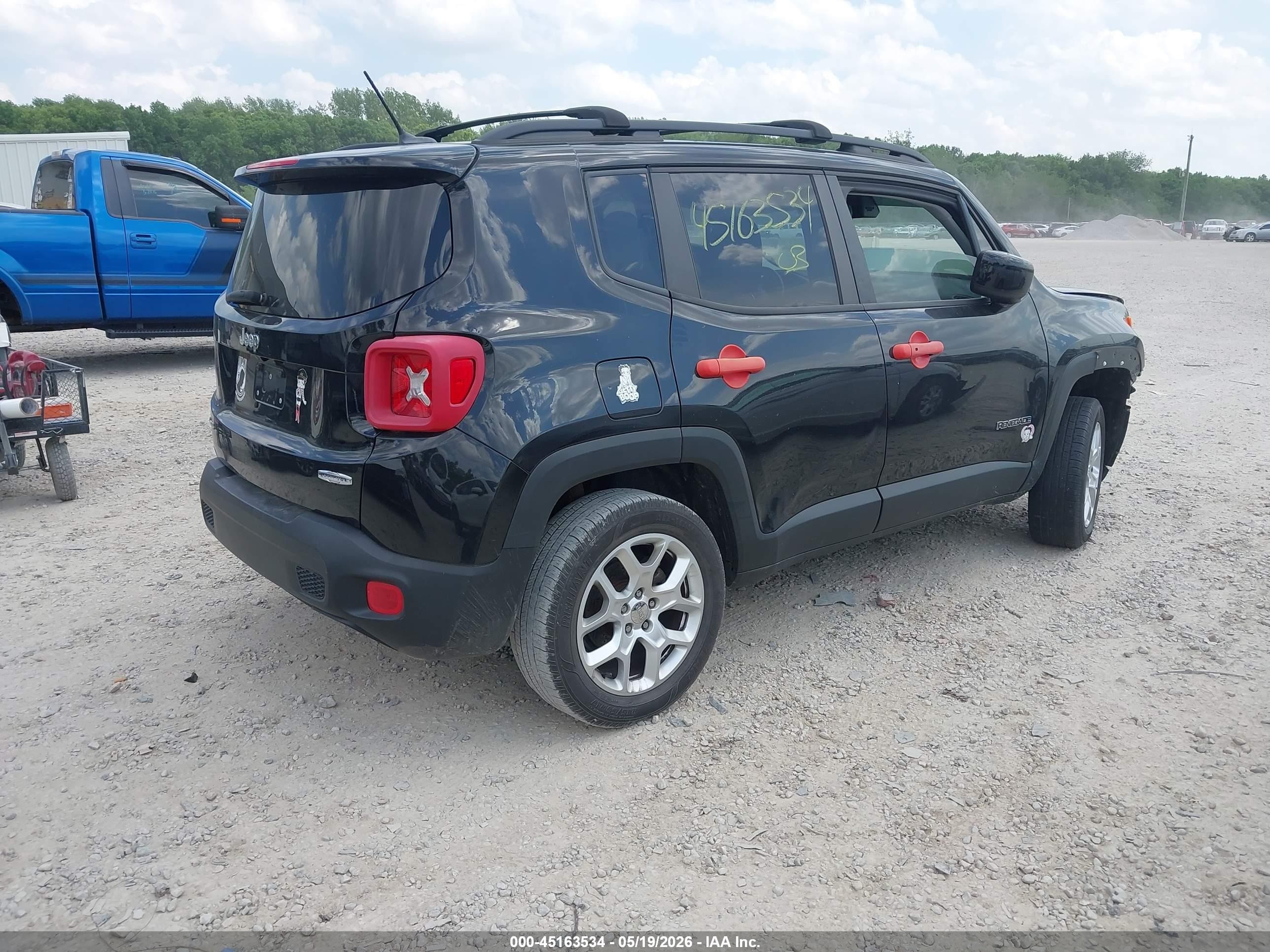 2017 Jeep Renegade Latitude 4x4 Black vin: ZACCJBBBXHPF11953
