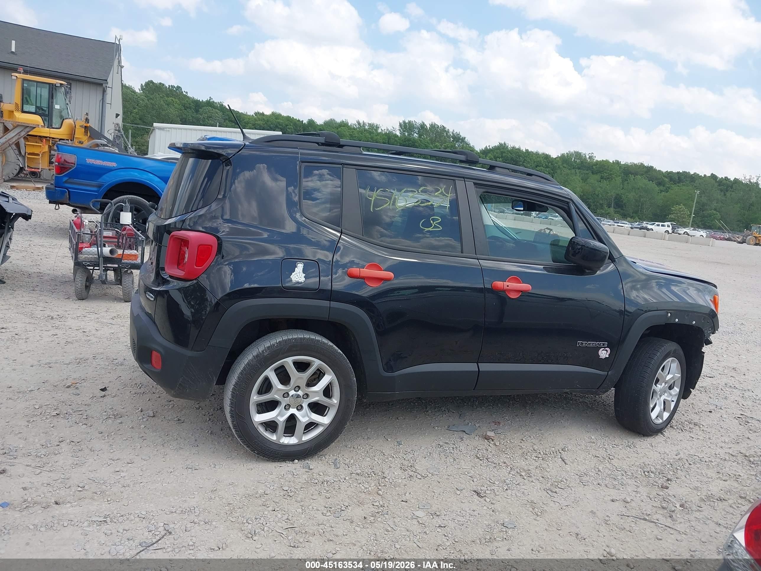 2017 Jeep Renegade Latitude 4x4 Black vin: ZACCJBBBXHPF11953