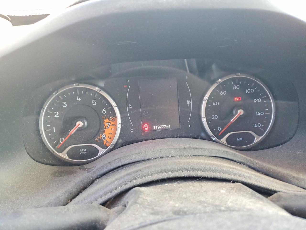 2015 Jeep Renegade Latitude Green vin: ZACCJBBH0FPB88434