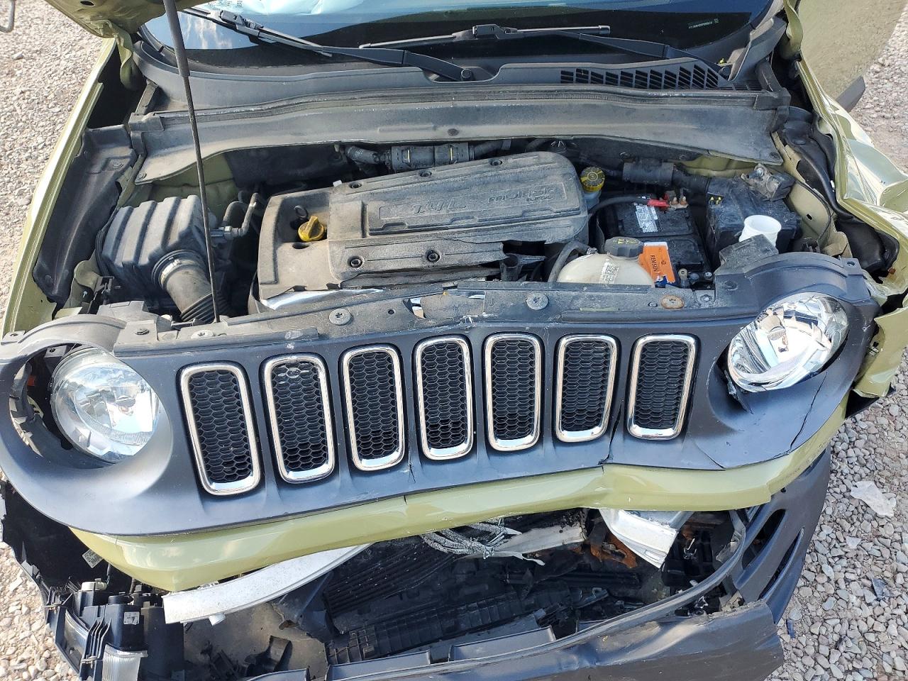 2015 Jeep Renegade Latitude Green vin: ZACCJBBH0FPB88434