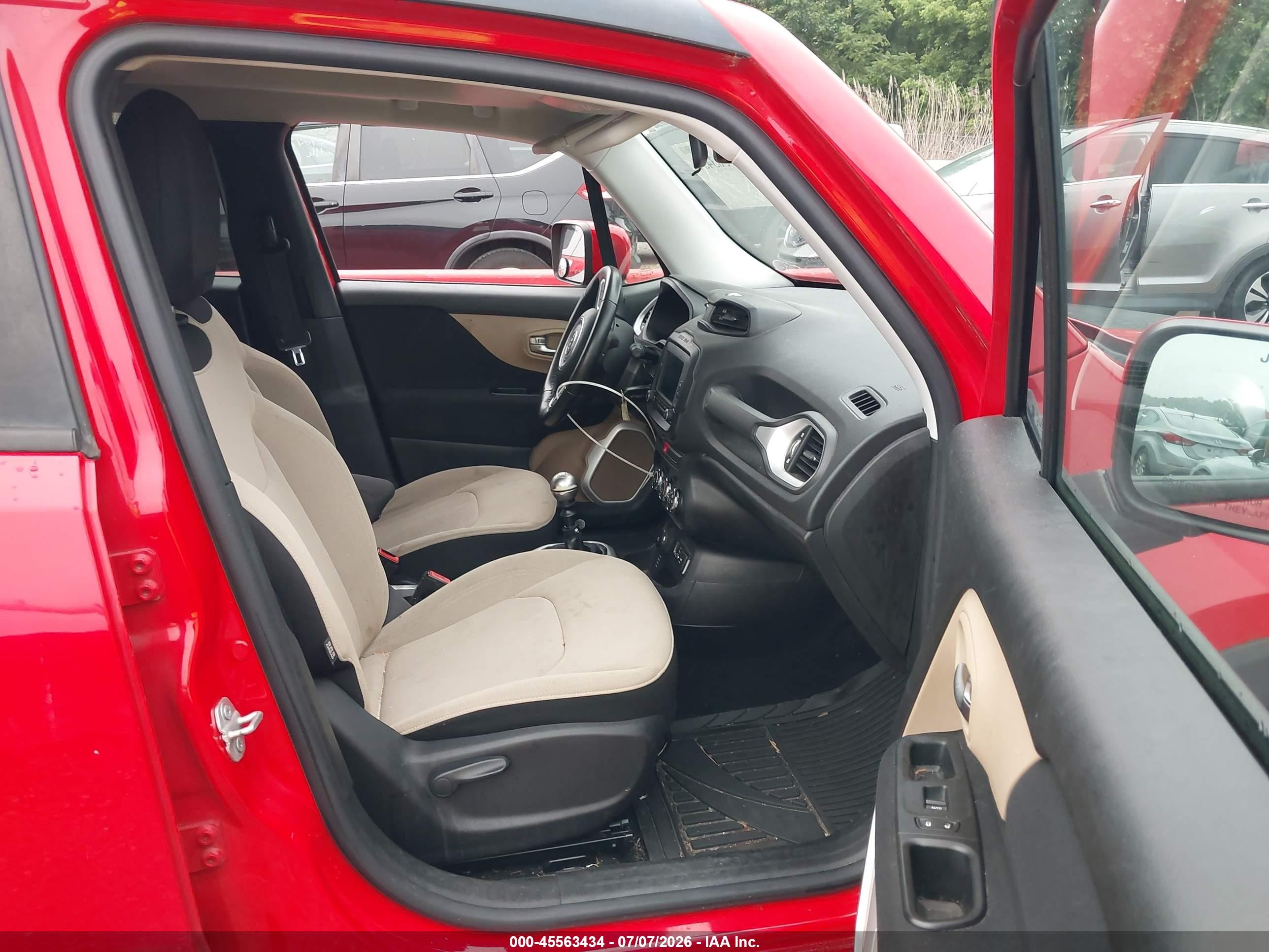 2015 Jeep Renegade Latitude Red vin: ZACCJBBH0FPB89504