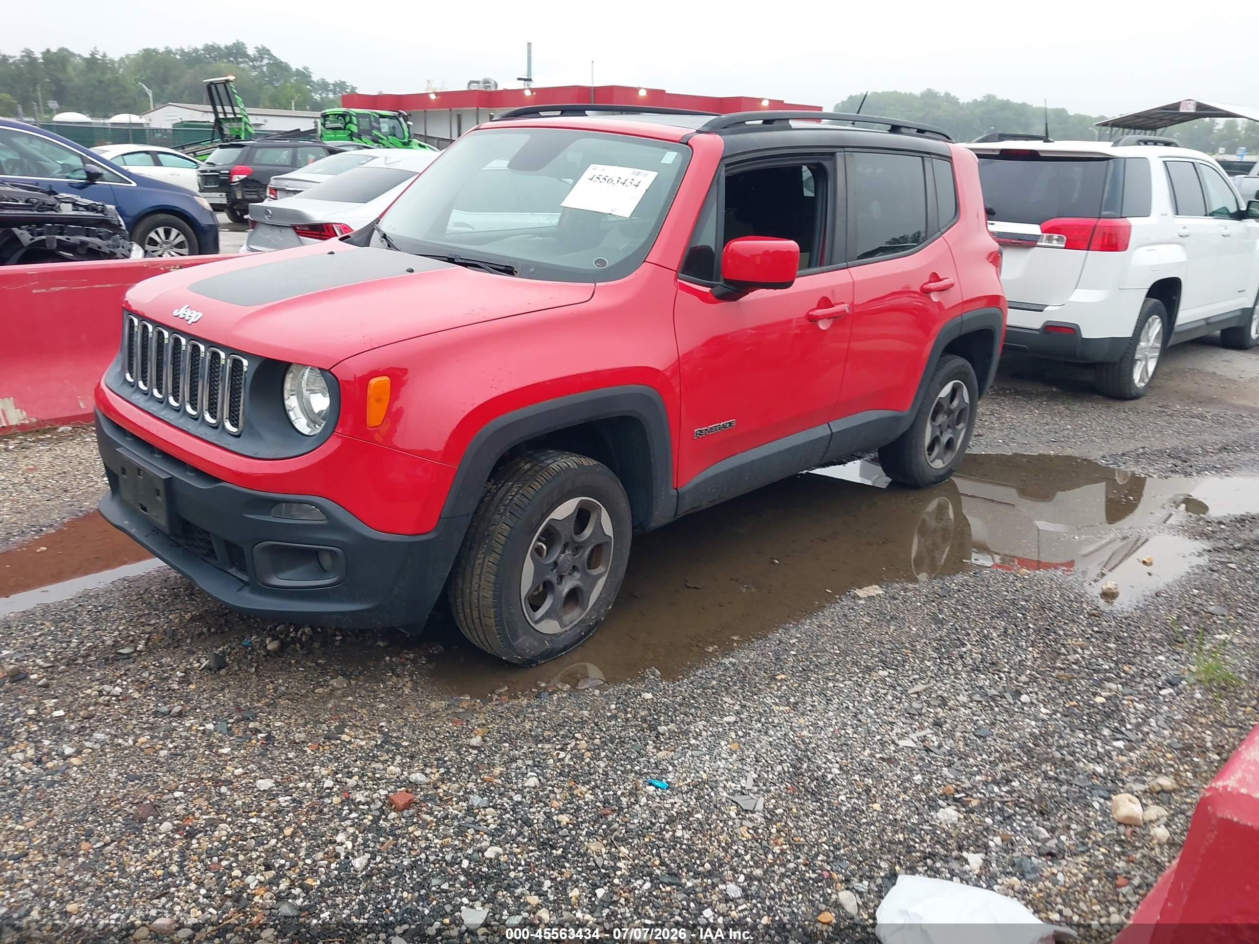 2015 Jeep Renegade Latitude Red vin: ZACCJBBH0FPB89504