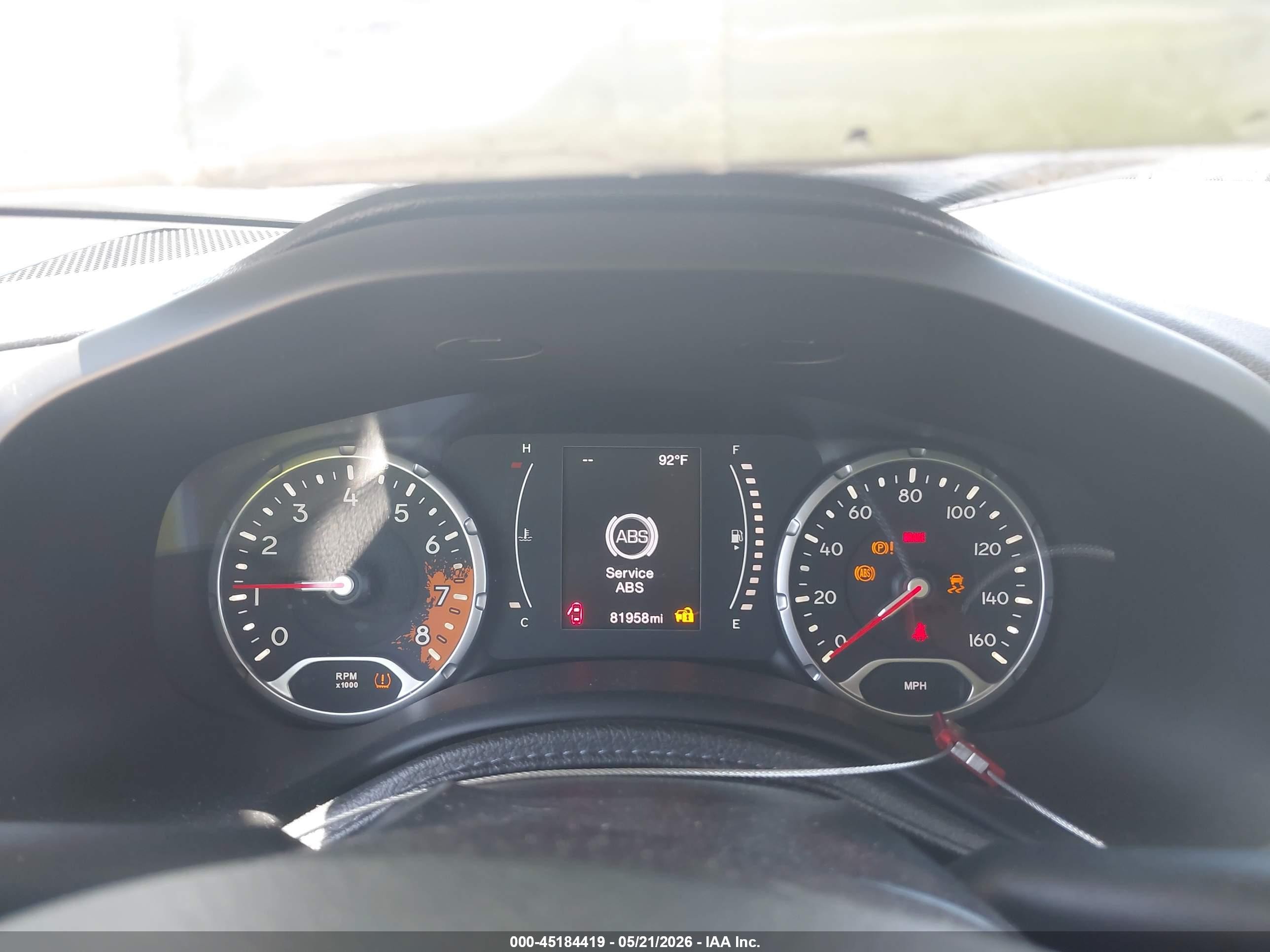 2015 Jeep Renegade Latitude Gray vin: ZACCJBBH2FPC23040
