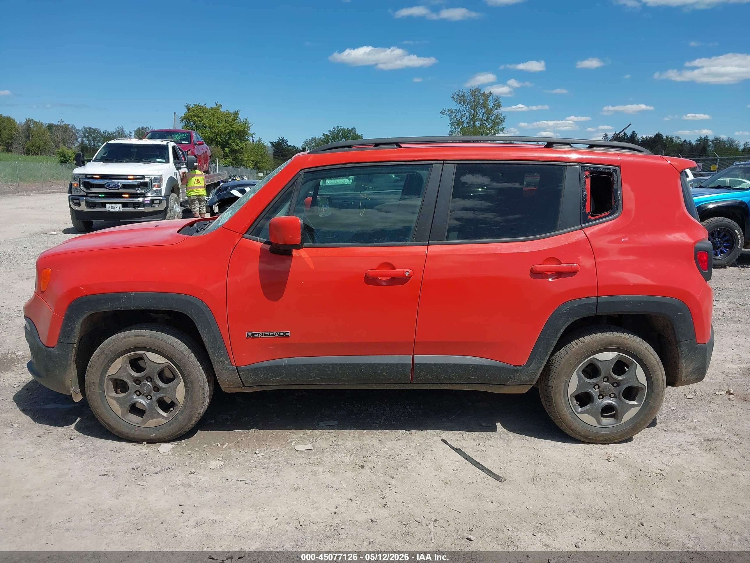 2015 Jeep Renegade Latitude Orange vin: ZACCJBBH7FPC20747