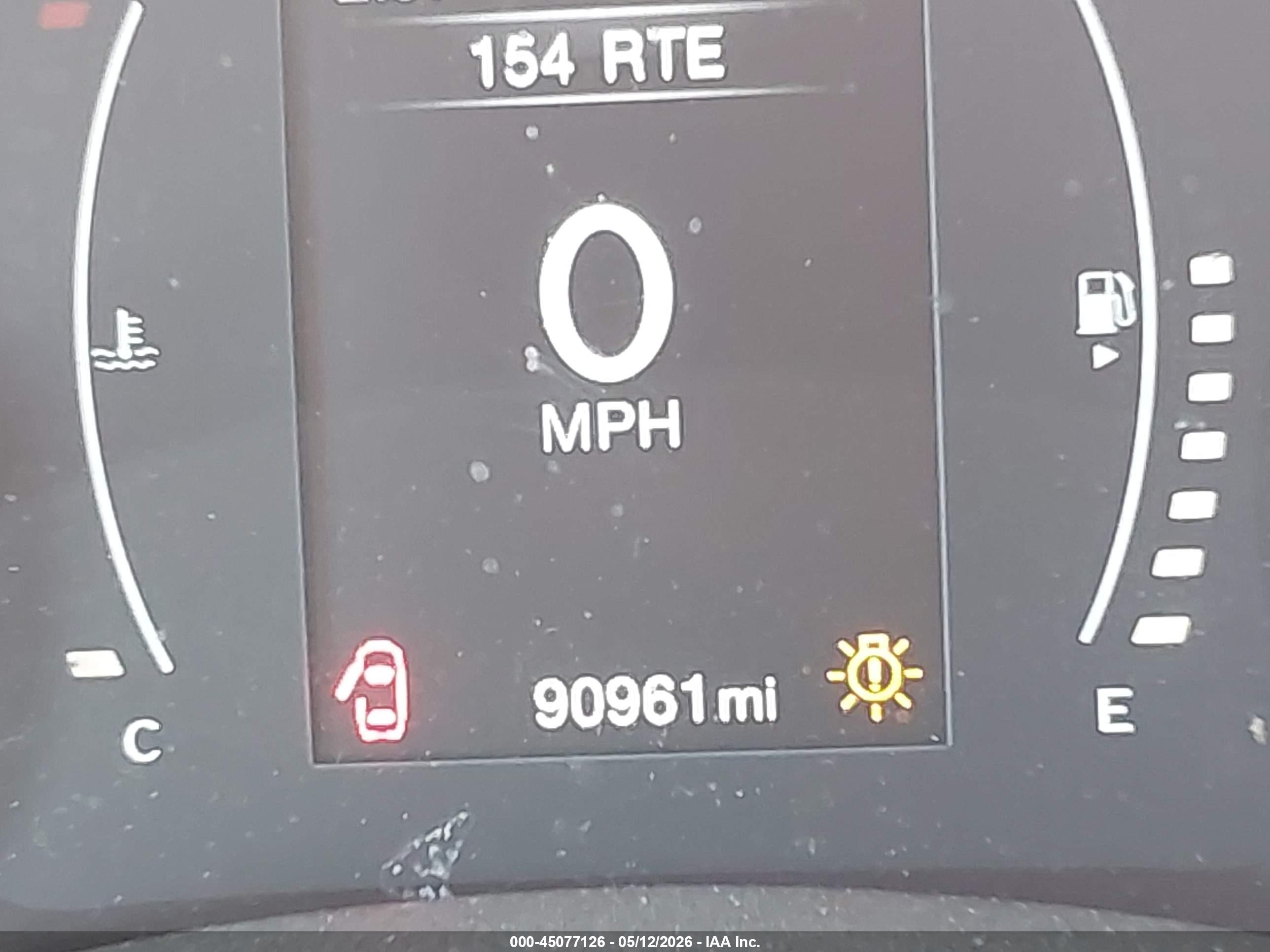 2015 Jeep Renegade Latitude Orange vin: ZACCJBBH7FPC20747