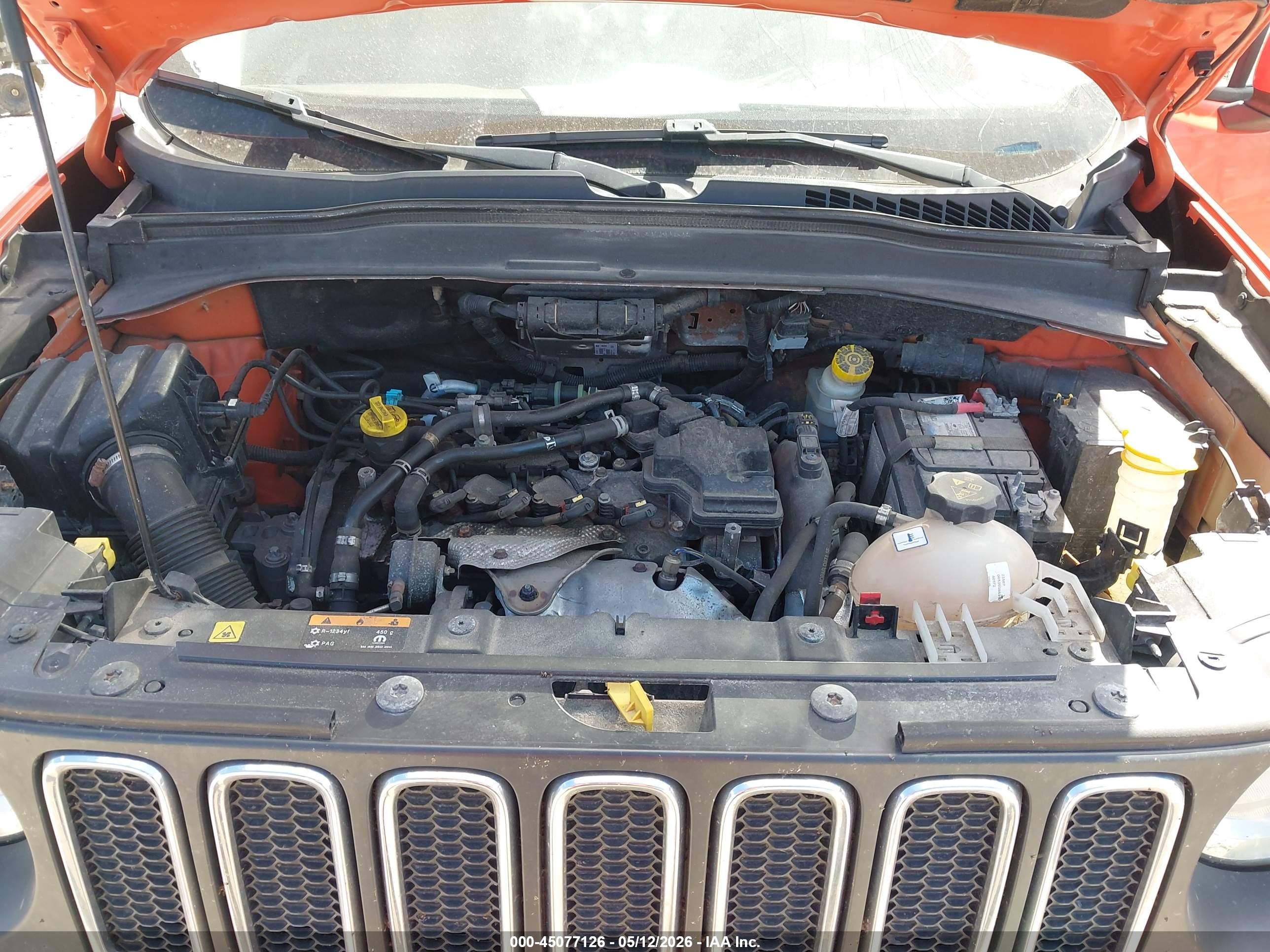 2015 Jeep Renegade Latitude Orange vin: ZACCJBBH7FPC20747