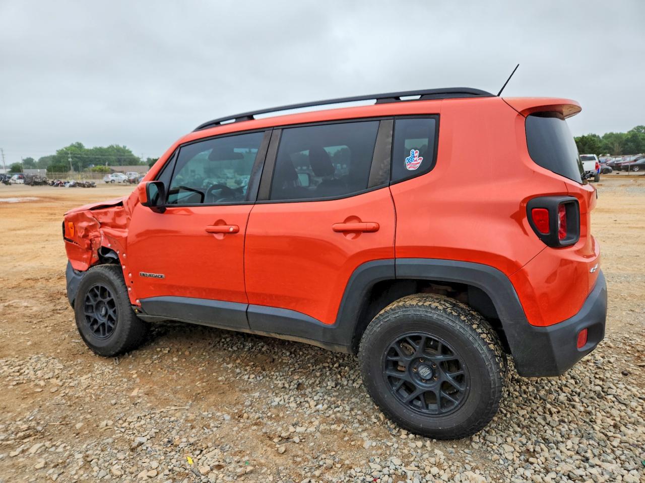 2015 Jeep Renegade Latitude (us-mex.), North(can) Orange vin: ZACCJBBH7FPC31201