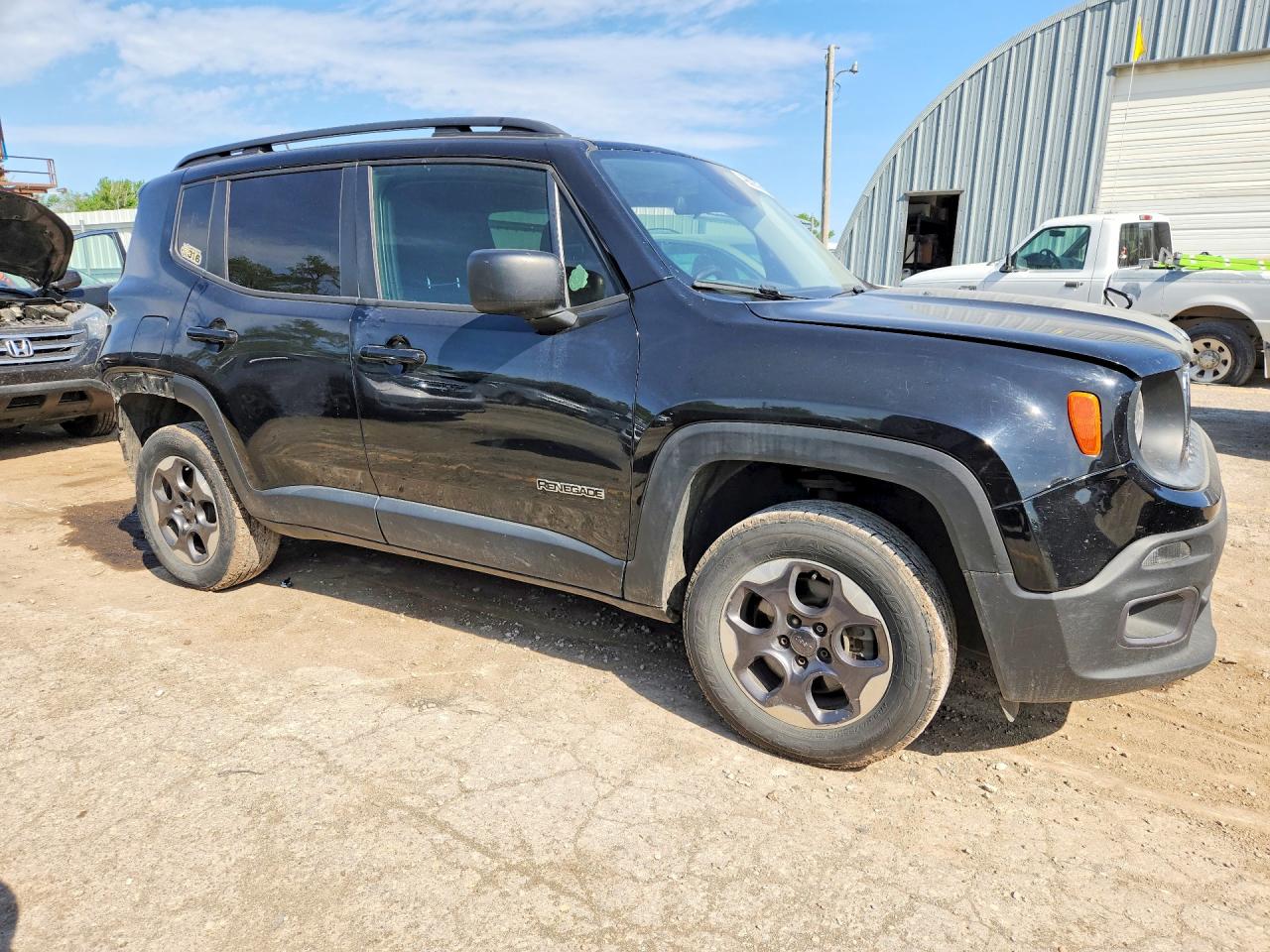 2015 Jeep Renegade Latitude Black vin: ZACCJBBH9FPB79098