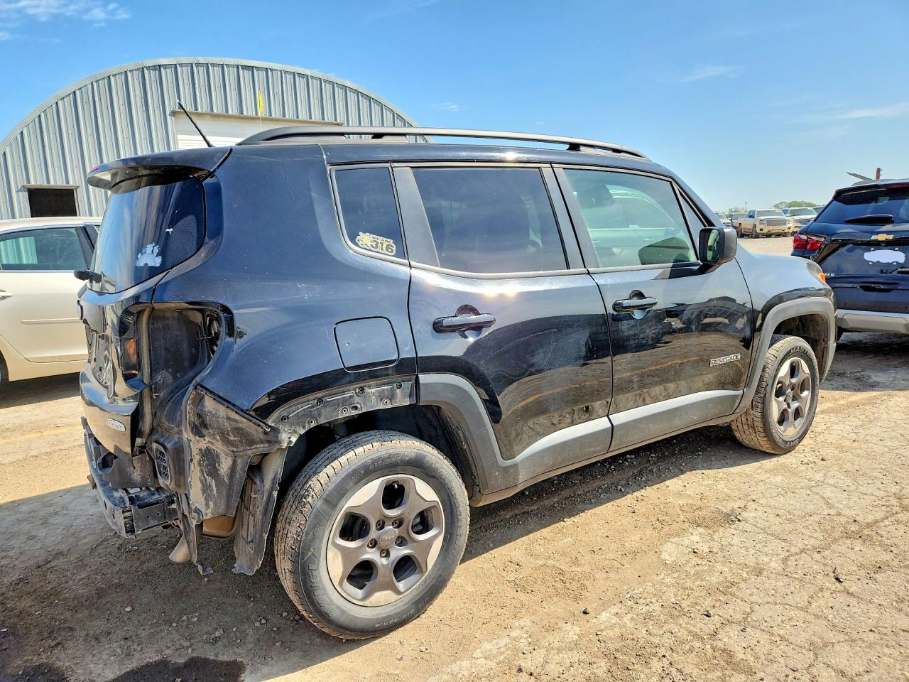 2015 Jeep Renegade Latitude Black vin: ZACCJBBH9FPB79098