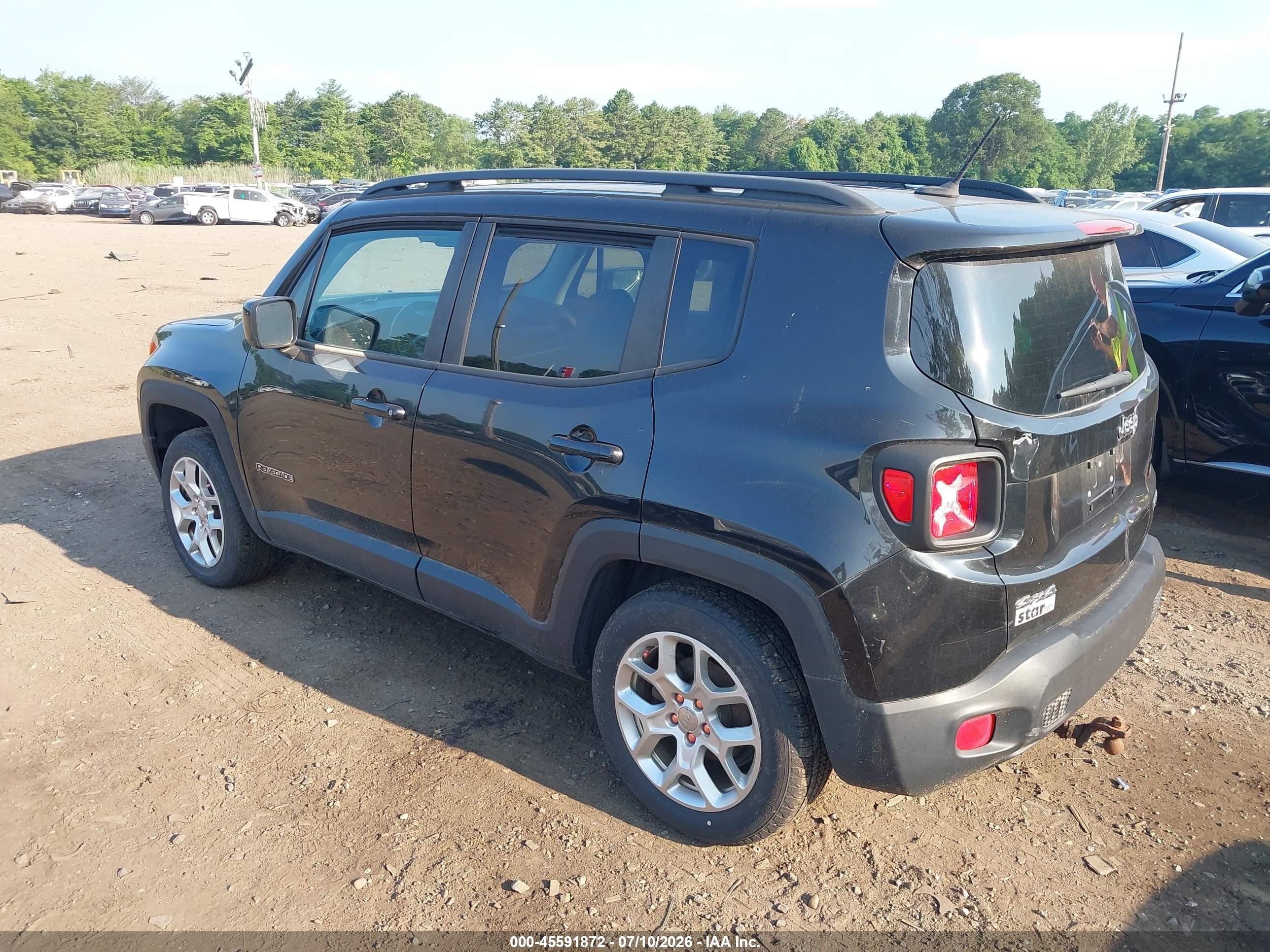 2015 Jeep Renegade Latitude Серый vin: ZACCJBBT0FPB56886