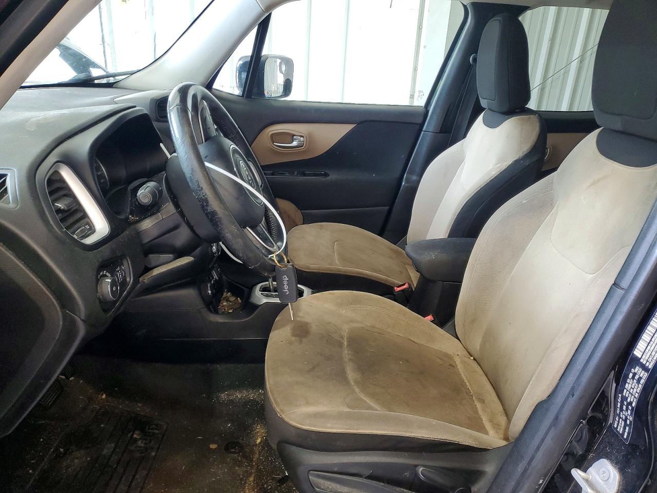 2015 Jeep Renegade Latitude Black vin: ZACCJBBT0FPB59589