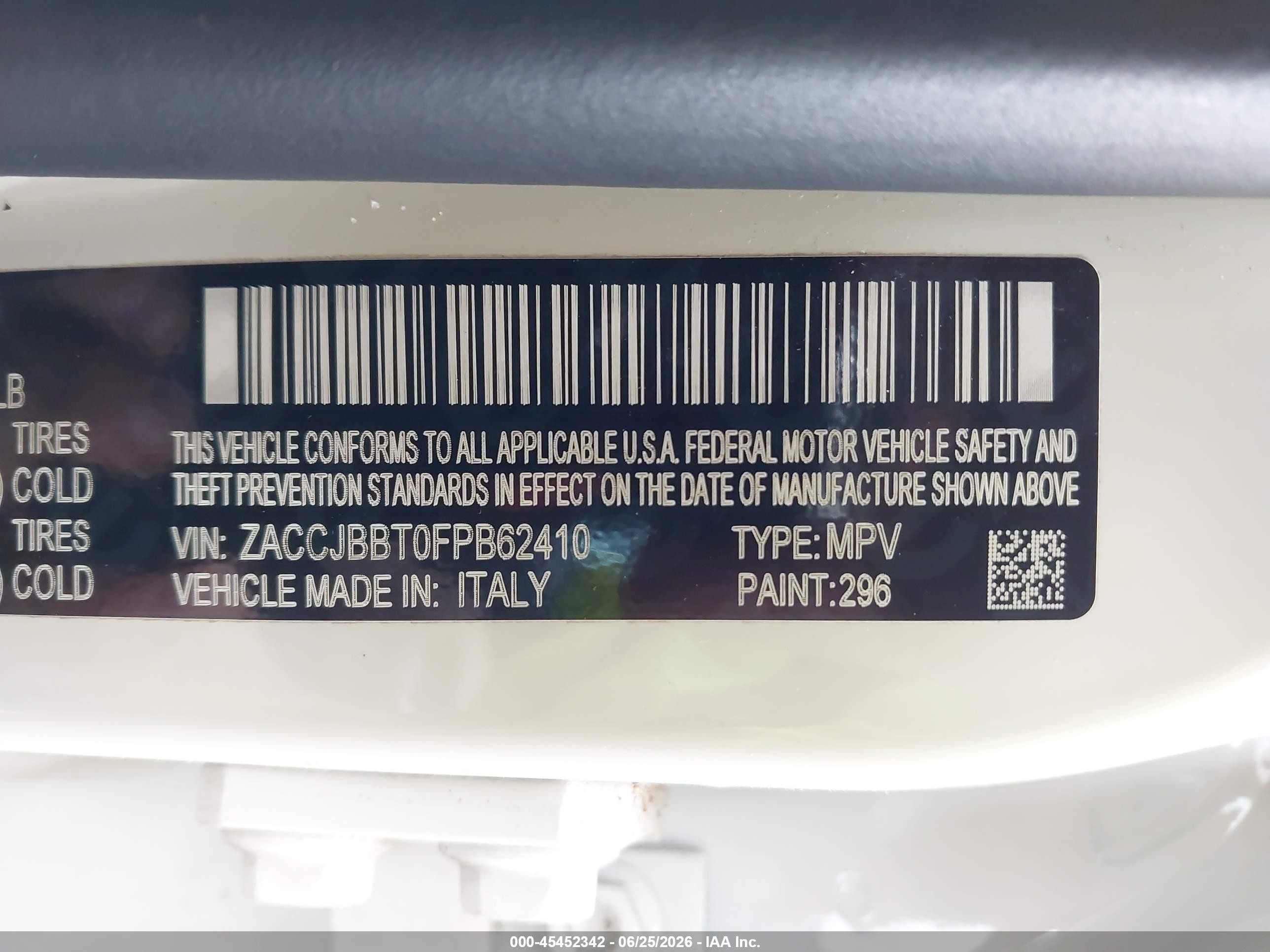 2015 Jeep Renegade Latitude White vin: ZACCJBBT0FPB62410