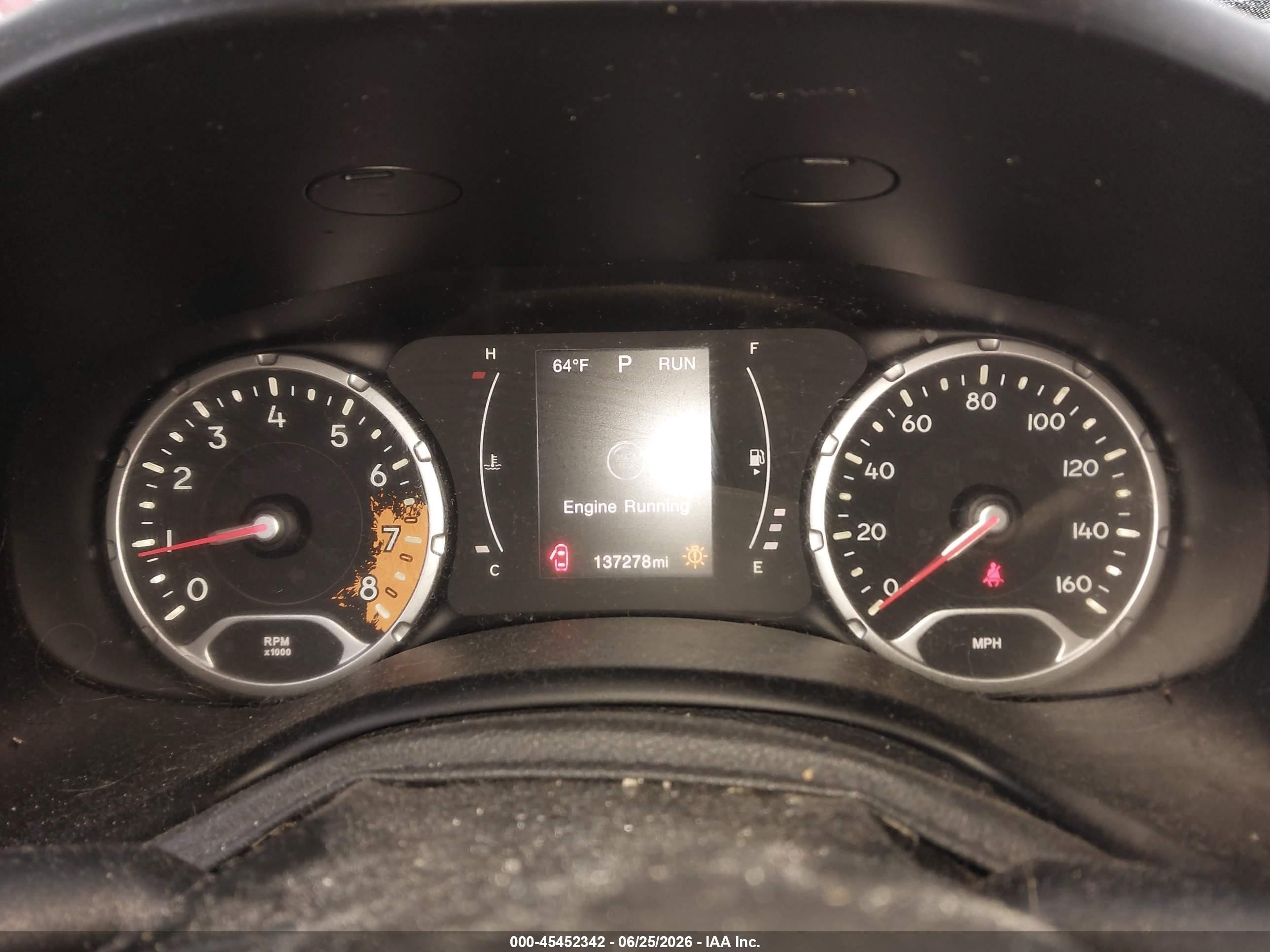2015 Jeep Renegade Latitude White vin: ZACCJBBT0FPB62410