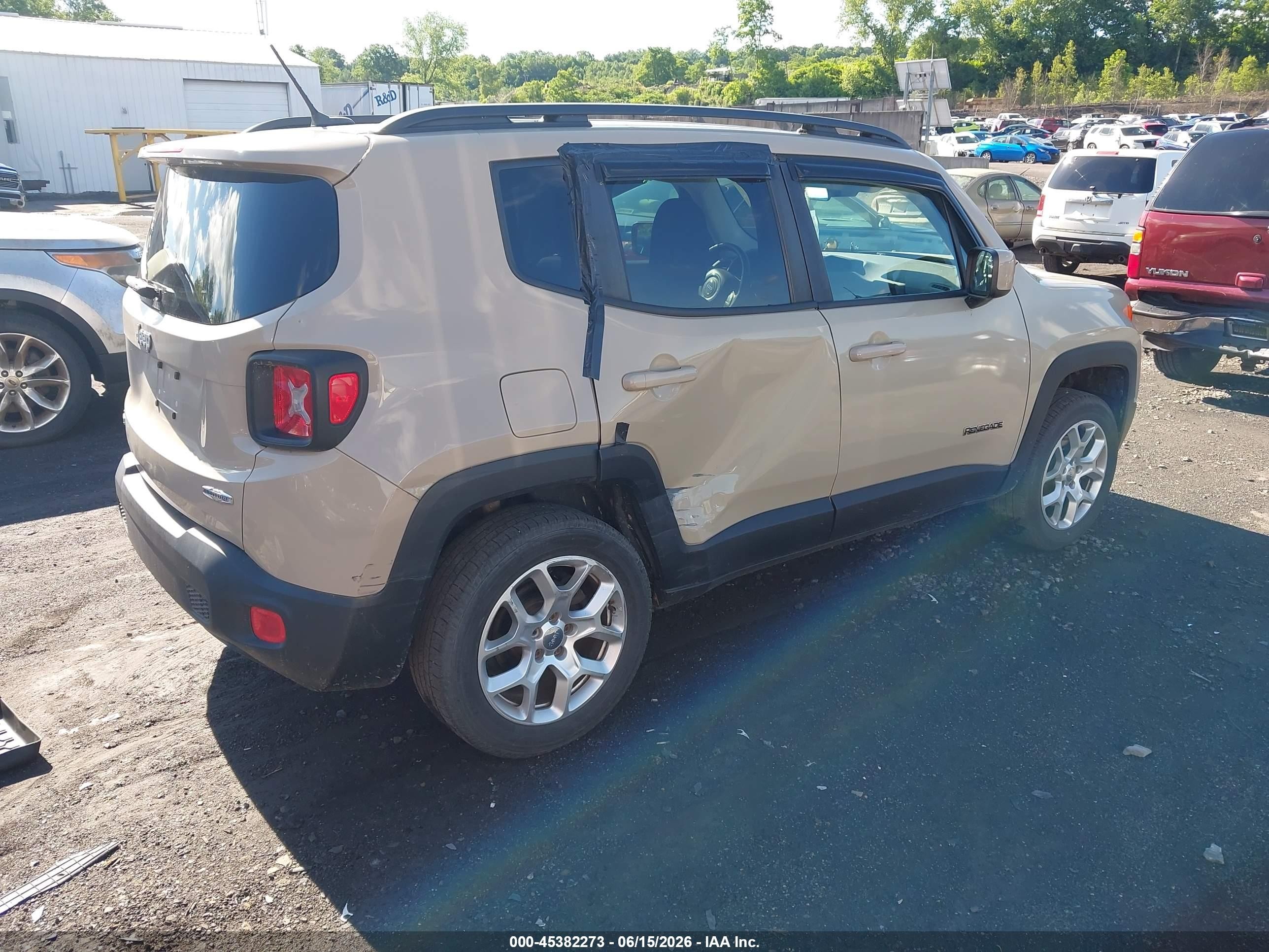 2015 Jeep Renegade Latitude Tan vin: ZACCJBBT0FPB64349
