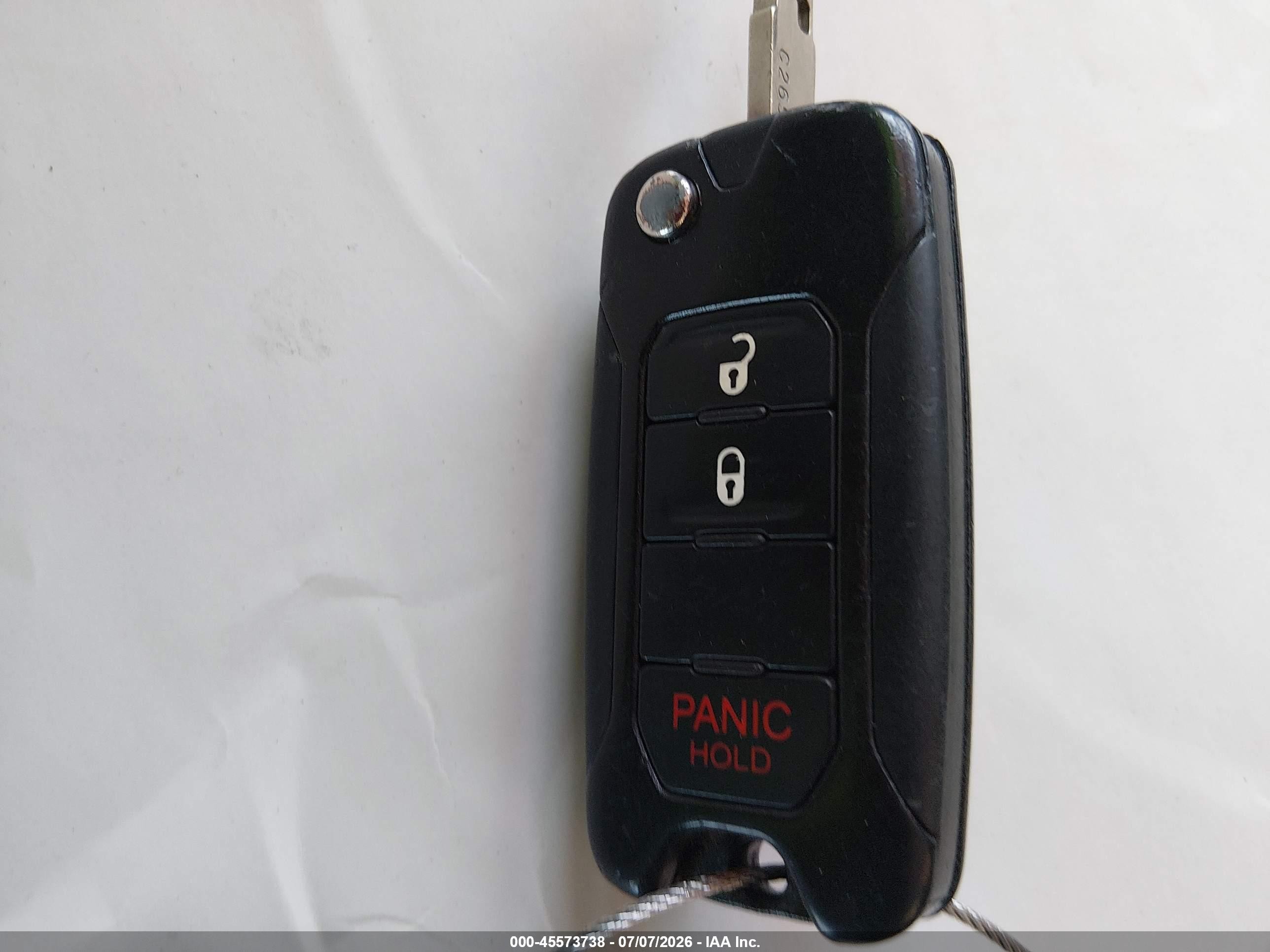 2015 Jeep Renegade Latitude Black vin: ZACCJBBT0FPB67873