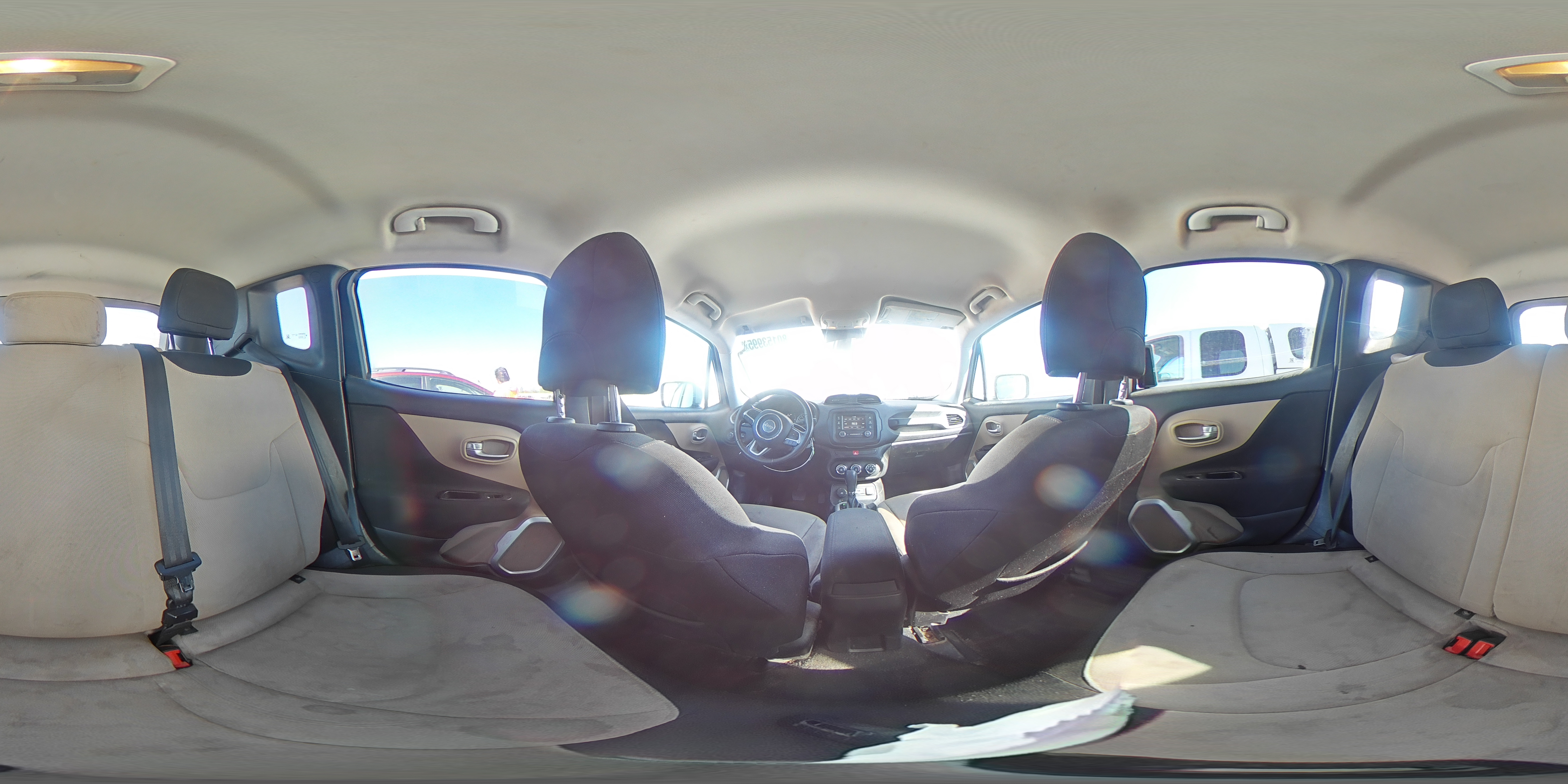 2015 Jeep Renegade Latitude White vin: ZACCJBBT0FPB70761