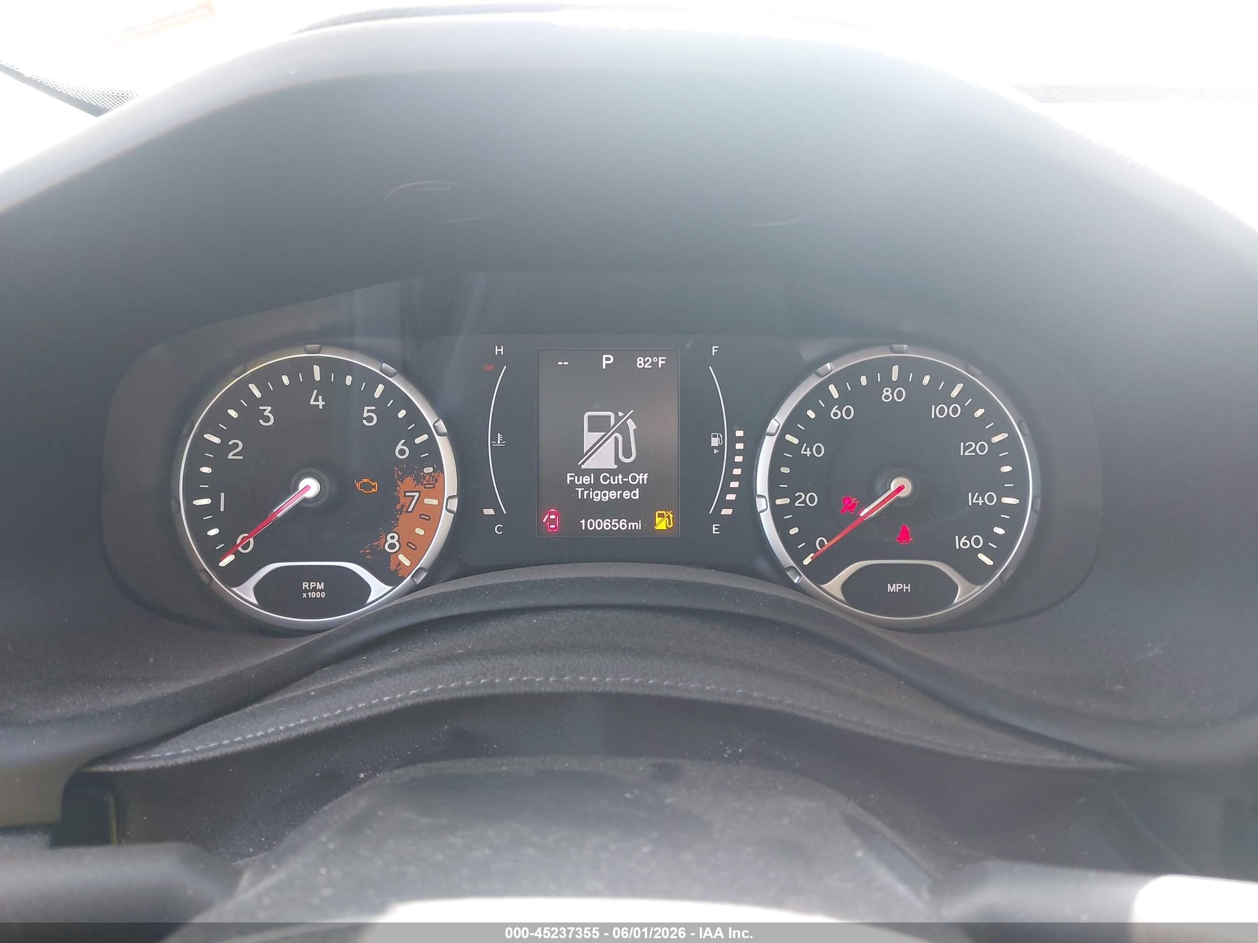 2015 Jeep Renegade Latitude Black vin: ZACCJBBT0FPB71866