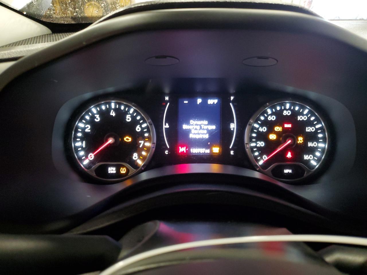 2015 Jeep Renegade Latitude Silver vin: ZACCJBBT0FPB72222