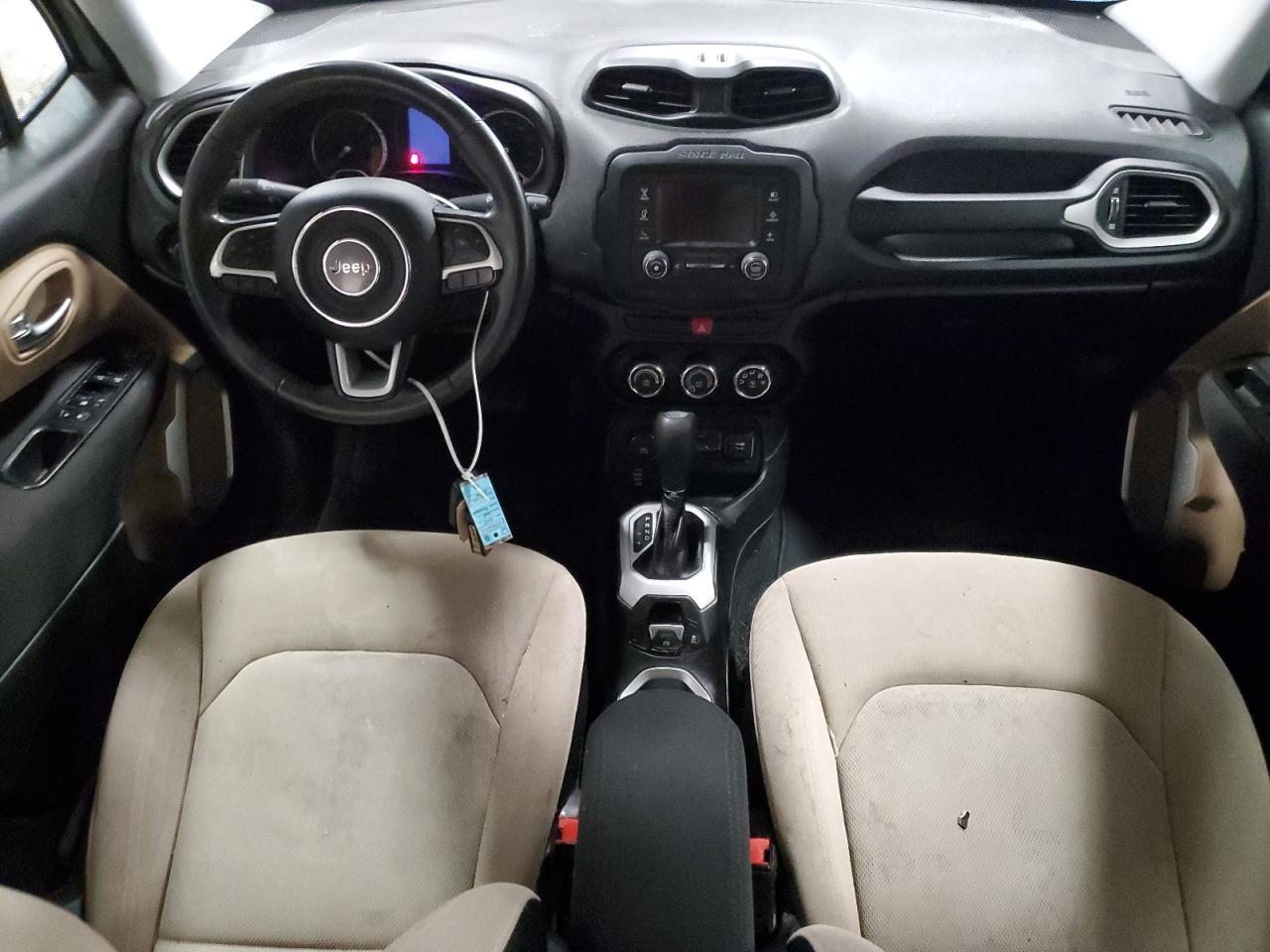 2015 Jeep Renegade Latitude Silver vin: ZACCJBBT0FPB72222