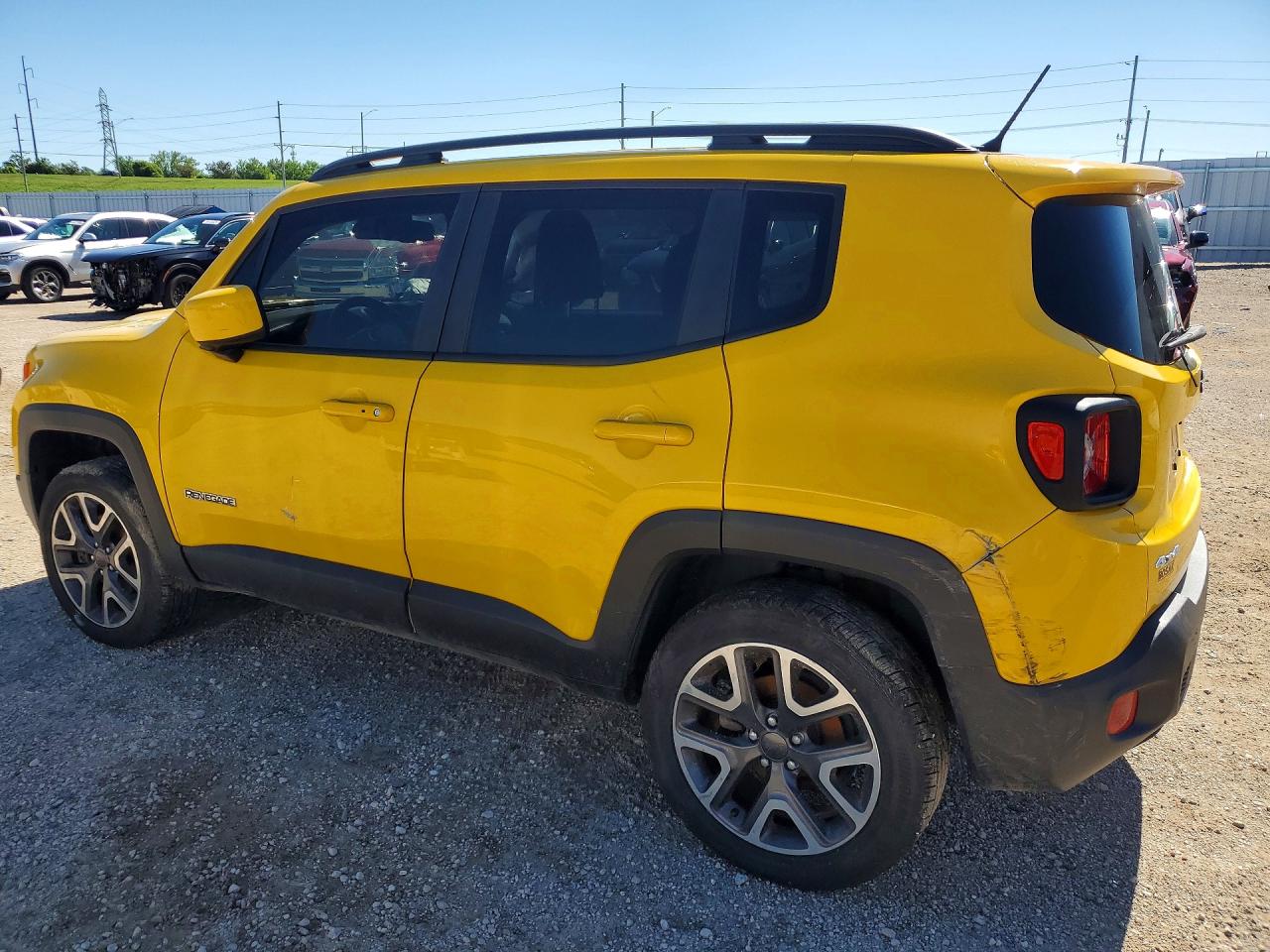 2016 Jeep Renegade Latitude Yellow vin: ZACCJBBT0GPD42873