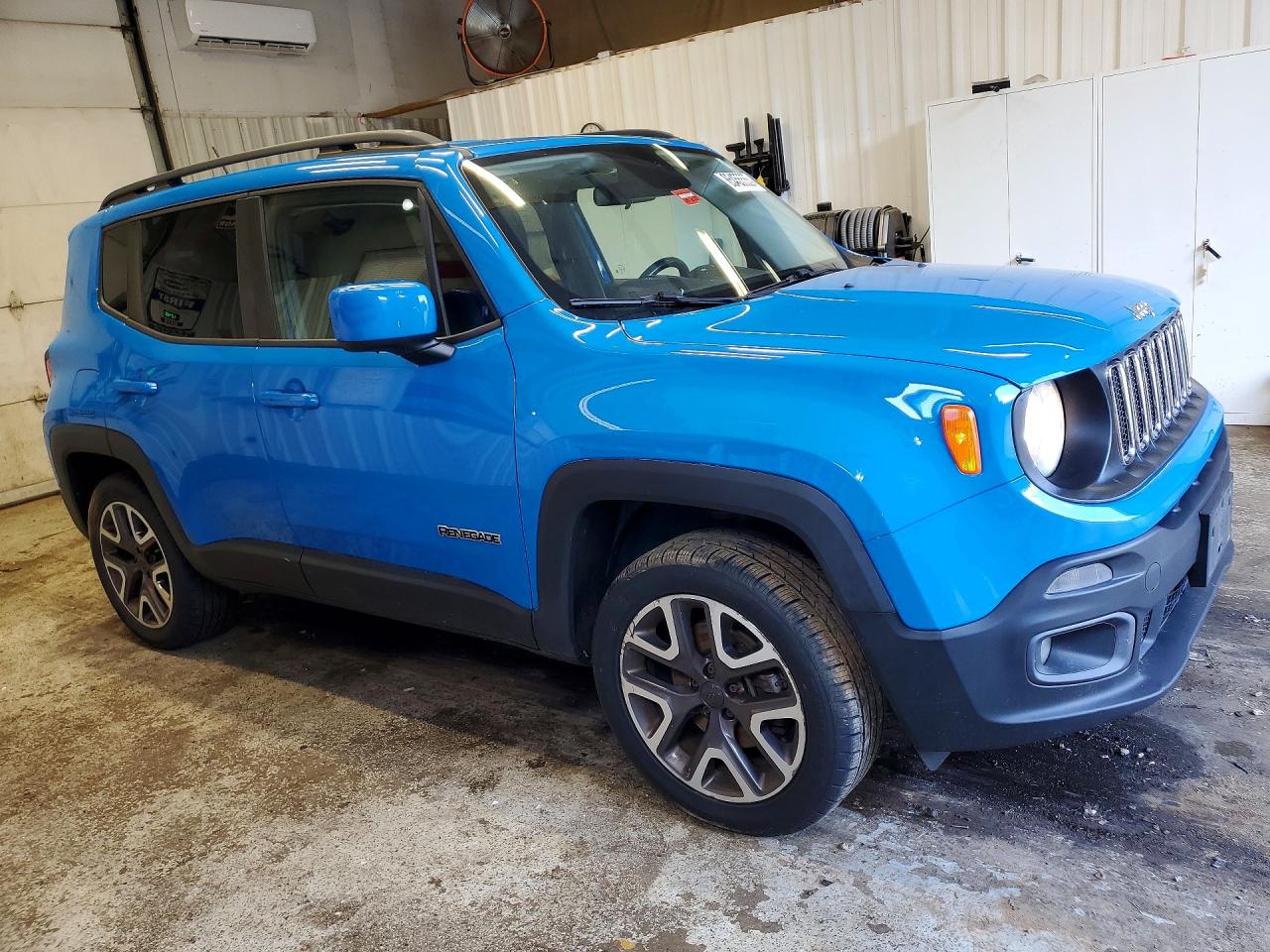 2015 Jeep Renegade Latitude Blue vin: ZACCJBBT1FPB36945