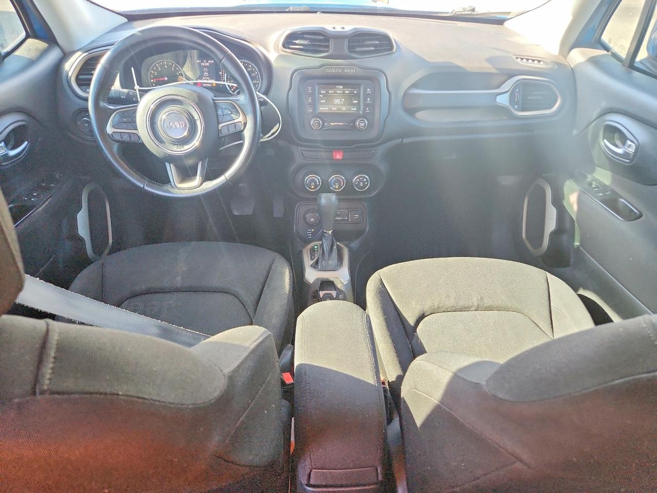 2015 Jeep Renegade Latitude Blue vin: ZACCJBBT1FPB48075