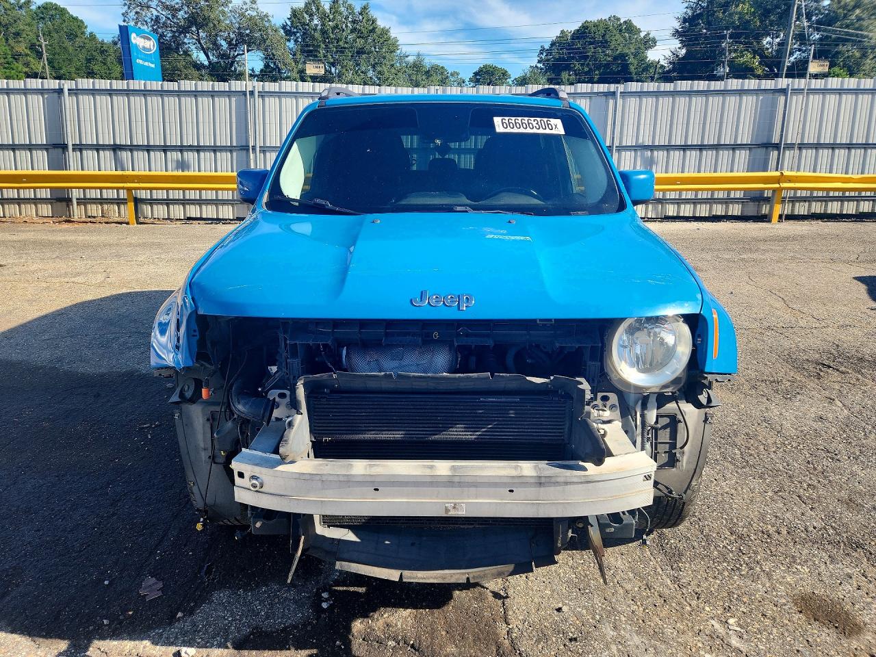 2015 Jeep Renegade Latitude Blue vin: ZACCJBBT1FPB48075