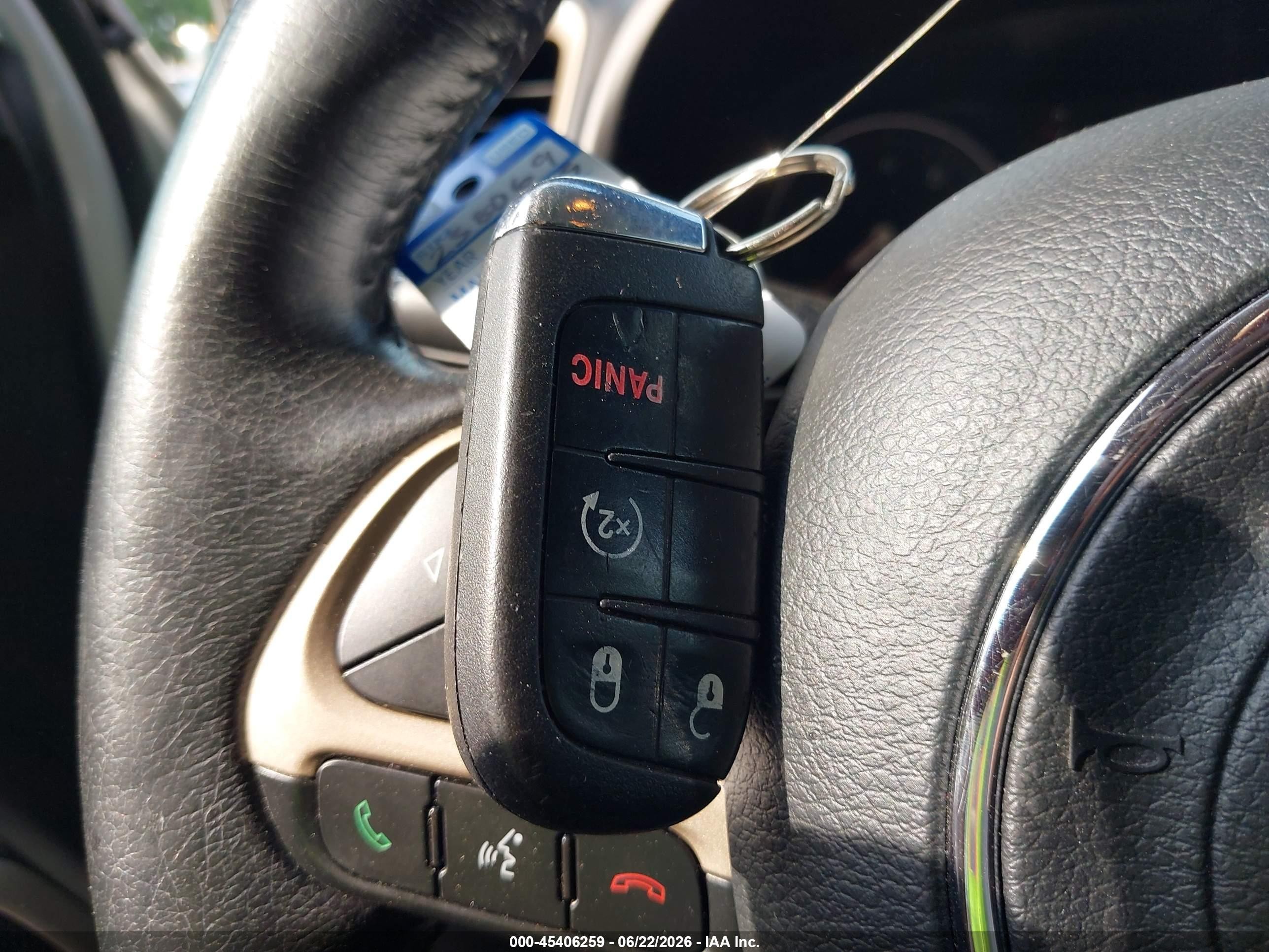 2015 Jeep Renegade Latitude Silver vin: ZACCJBBT1FPC05780