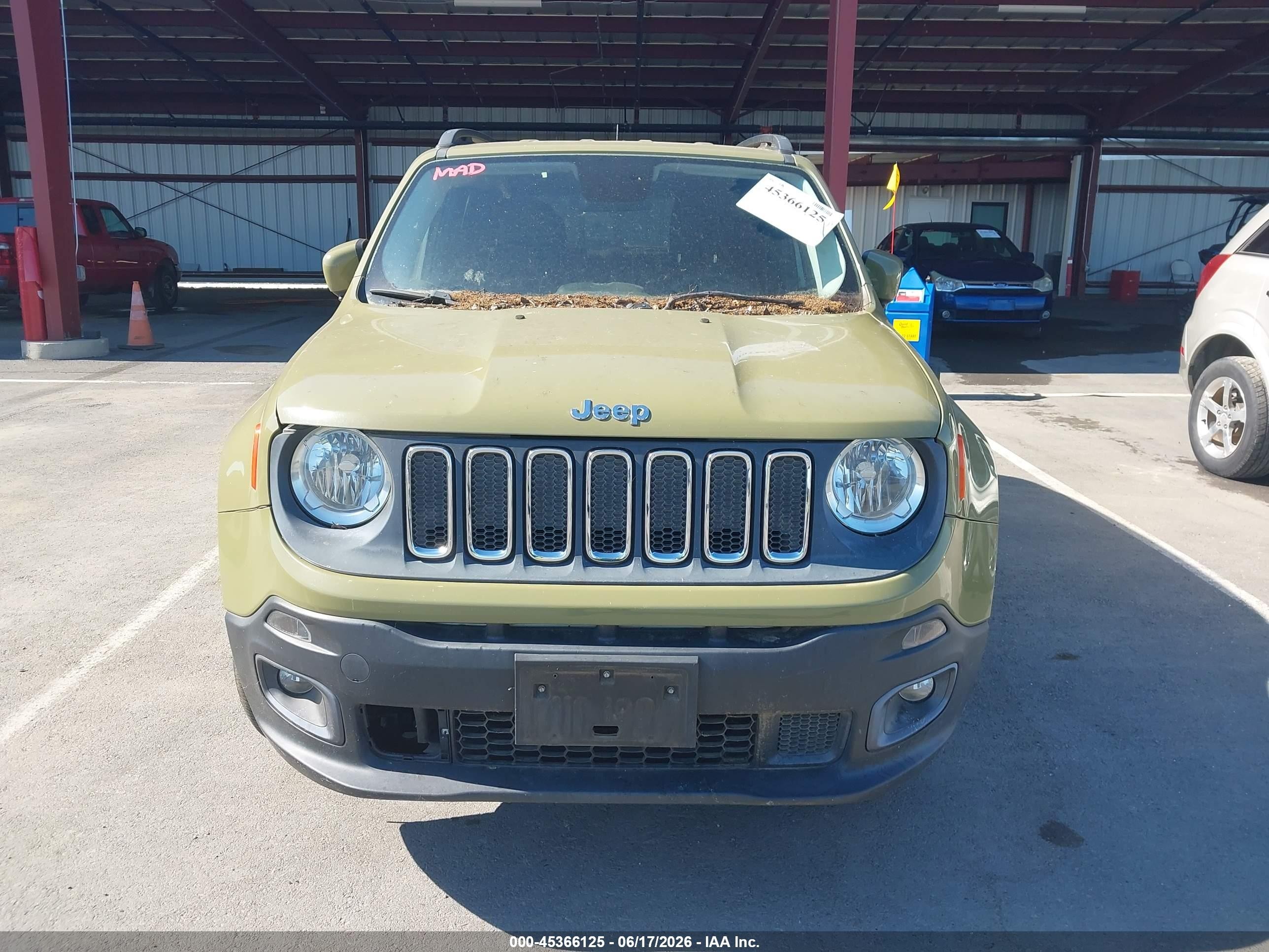 2015 Jeep Renegade Latitude Green vin: ZACCJBBT2FPB26604