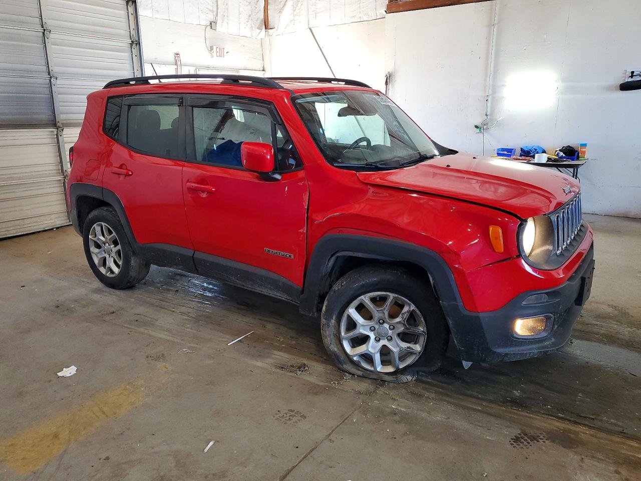 2016 Jeep Renegade Latitude Red vin: ZACCJBBT2GPD91315