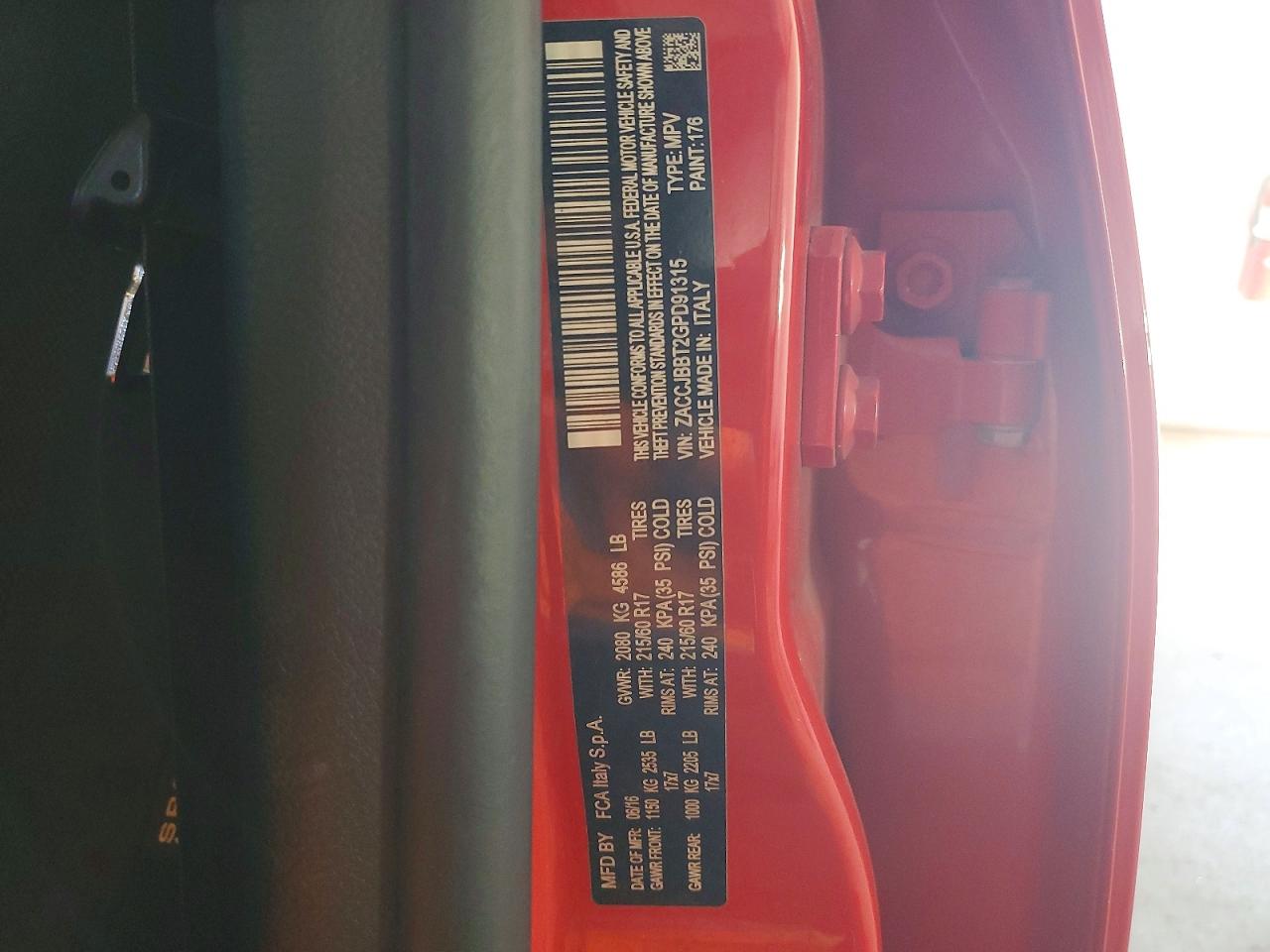 2016 Jeep Renegade Latitude Red vin: ZACCJBBT2GPD91315