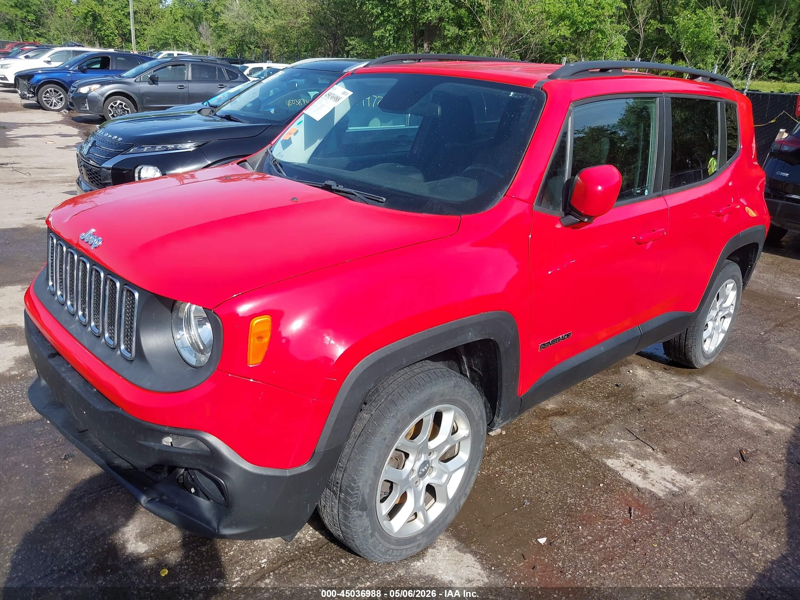 2015 Jeep Renegade Latitude Красный vin: ZACCJBBT3FPB88156