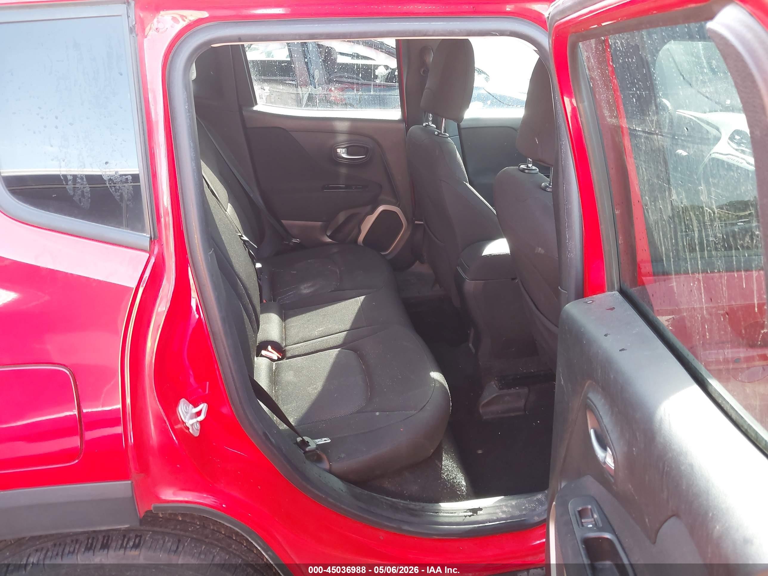 2015 Jeep Renegade Latitude Красный vin: ZACCJBBT3FPB88156