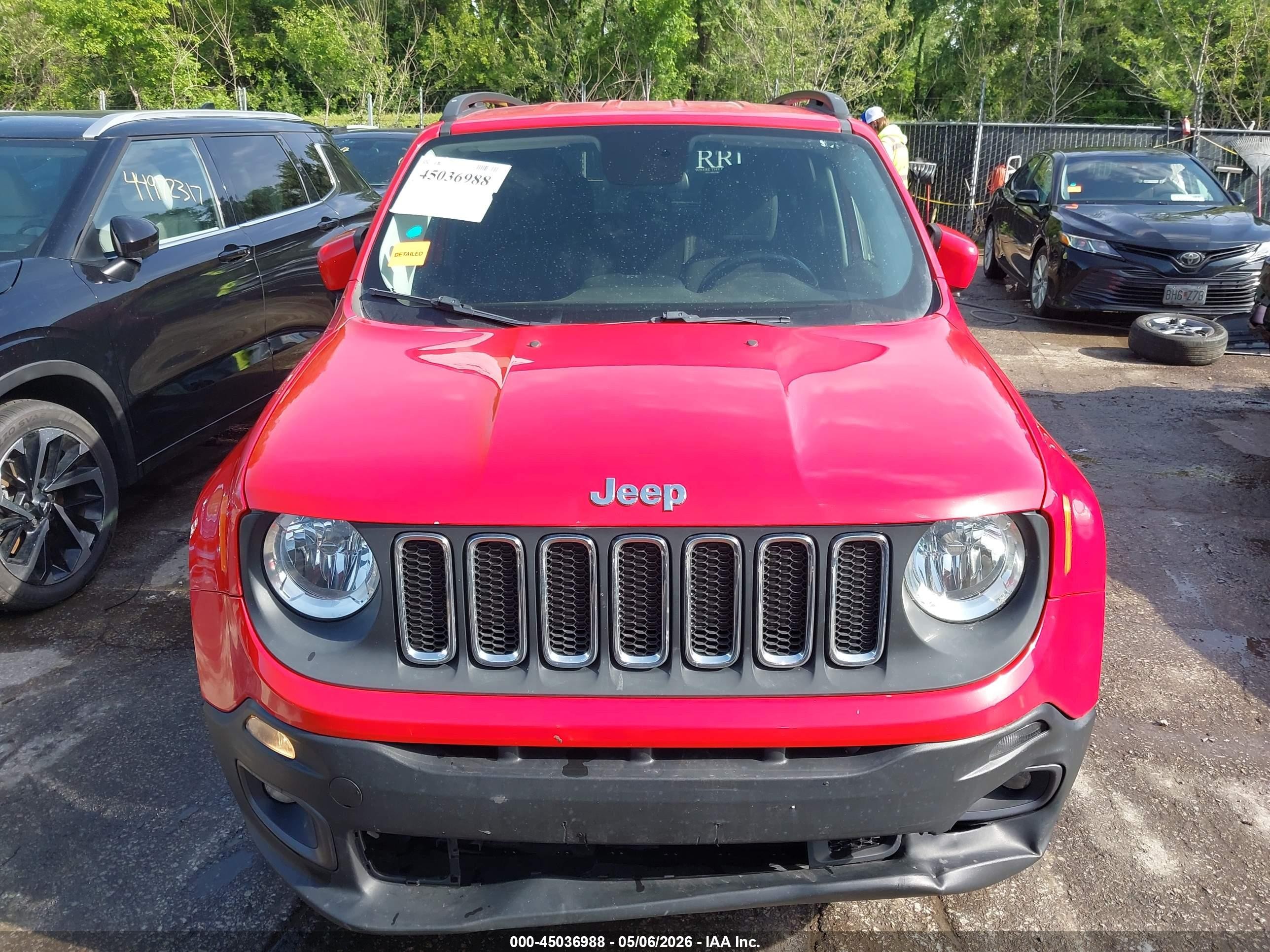 2015 Jeep Renegade Latitude Красный vin: ZACCJBBT3FPB88156