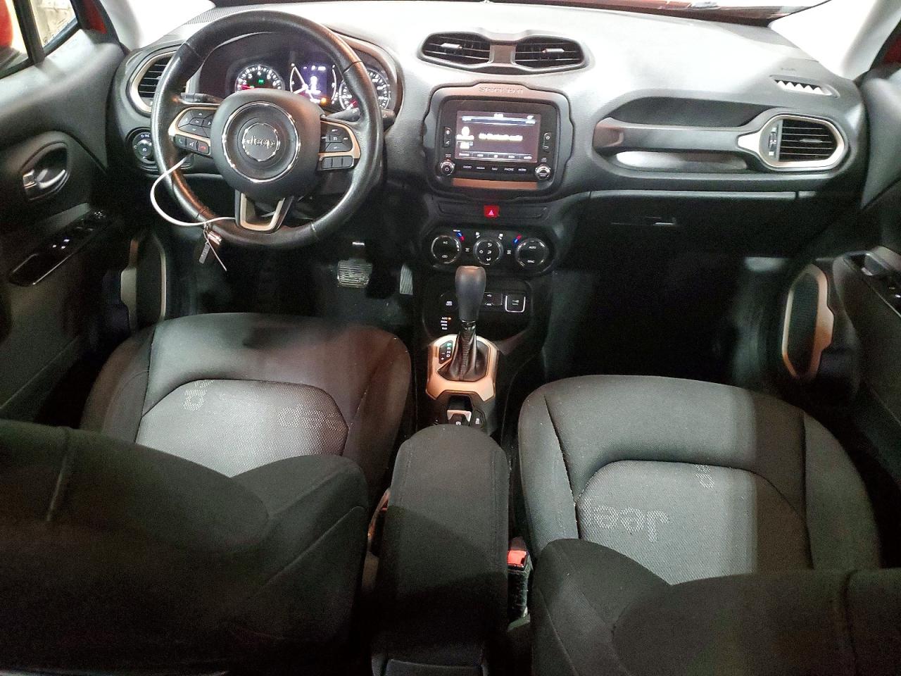 2015 Jeep Renegade Latitude Красный vin: ZACCJBBT3FPB97794