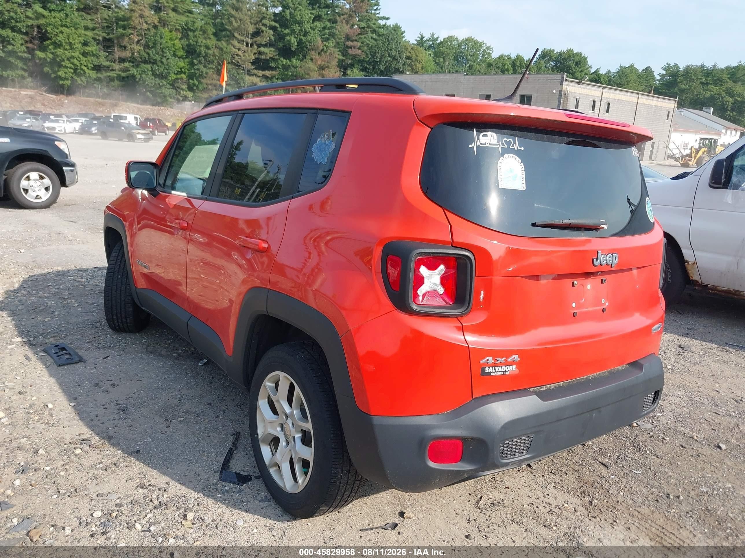 2015 Jeep Renegade Latitude Оранжевый vin: ZACCJBBT3FPC40966