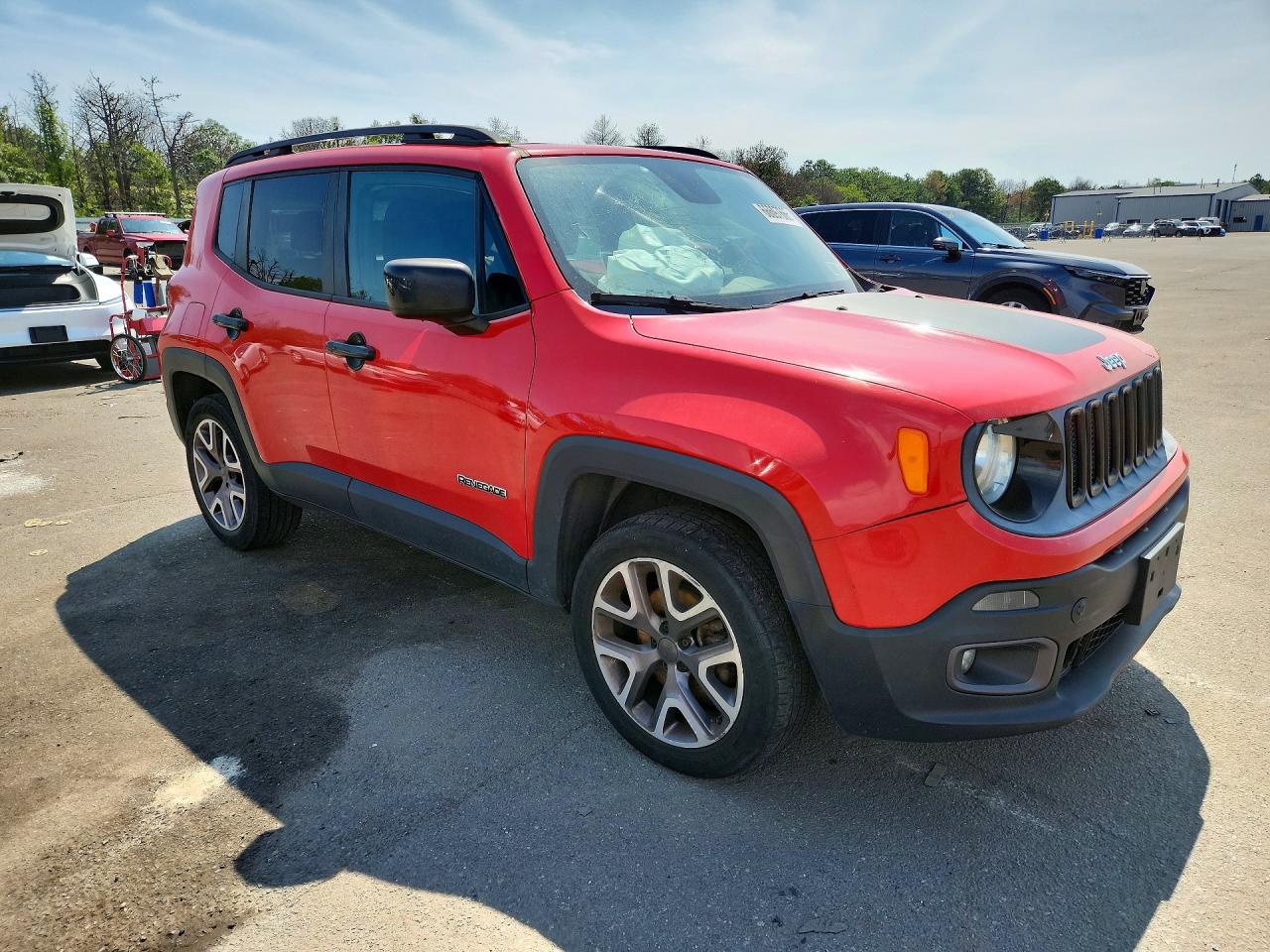 2015 Jeep Renegade Latitude Red vin: ZACCJBBT4FPC00654