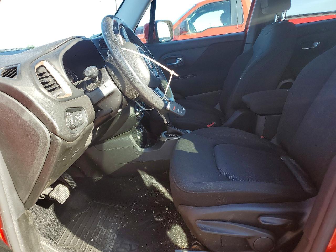 2016 Jeep Renegade Latitude Красный vin: ZACCJBBT4GPD57893