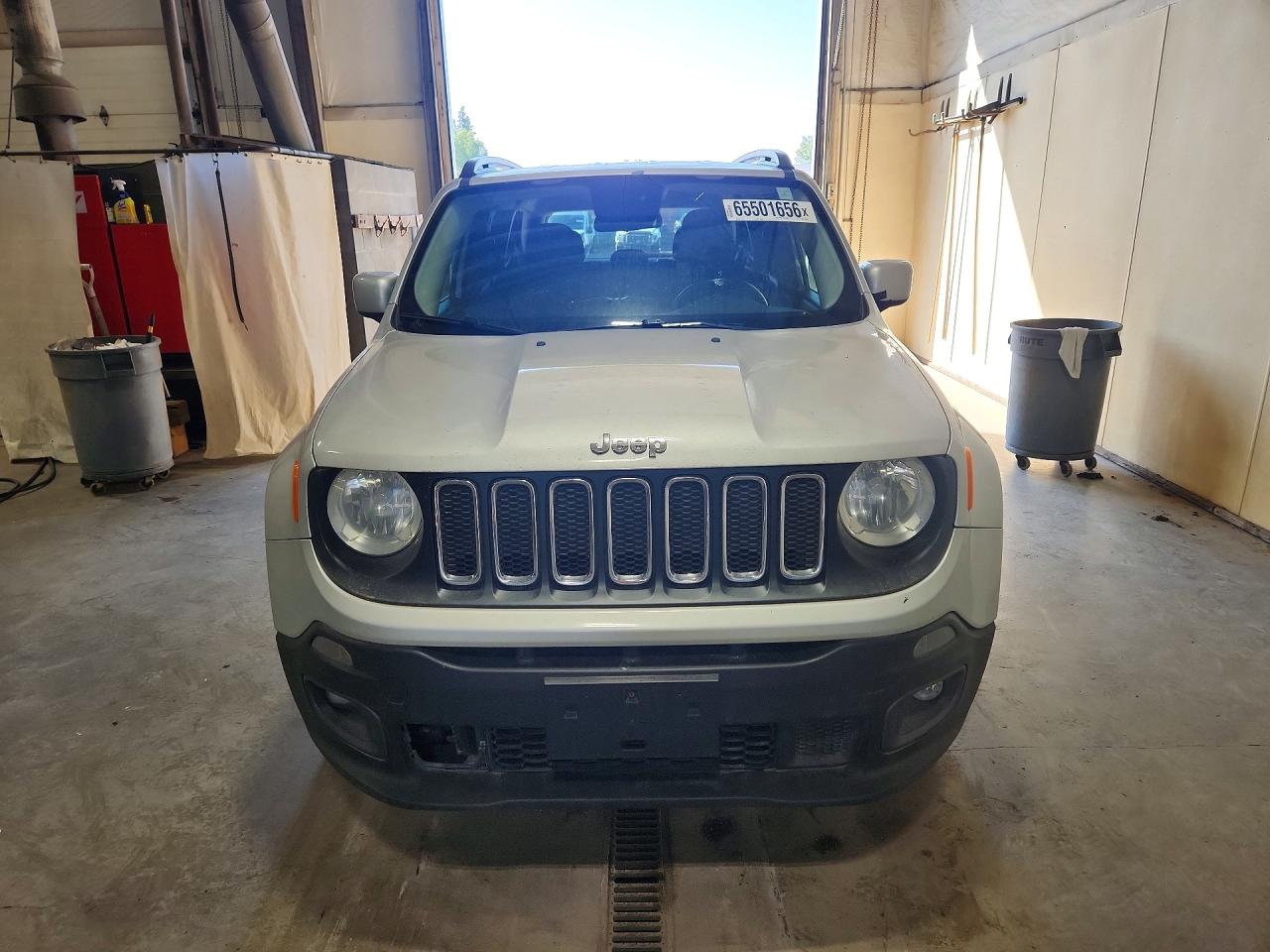 2015 Jeep Renegade Latitude Silver vin: ZACCJBBT5FPB22255