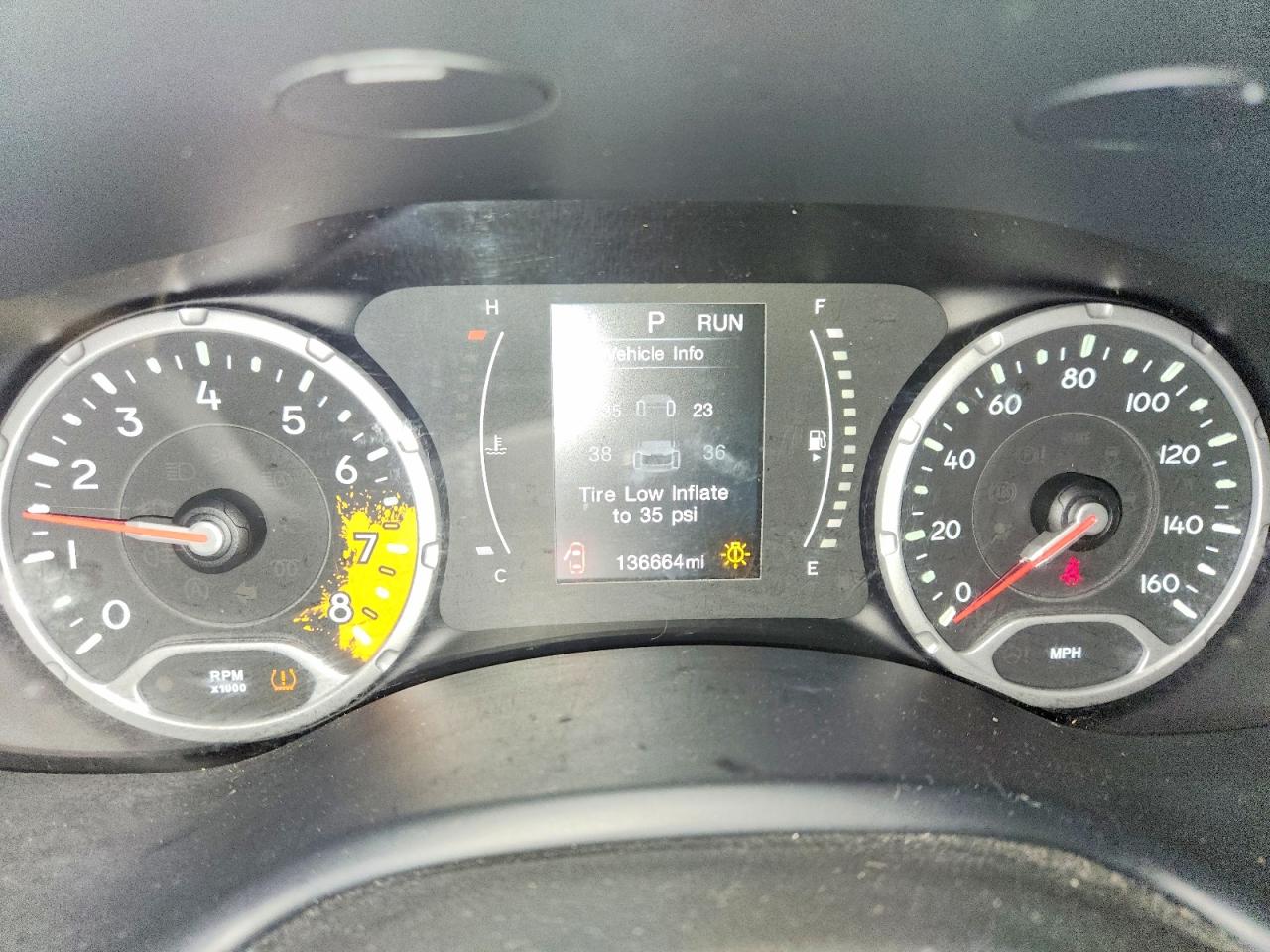 2015 Jeep Renegade Latitude Silver vin: ZACCJBBT5FPB22255