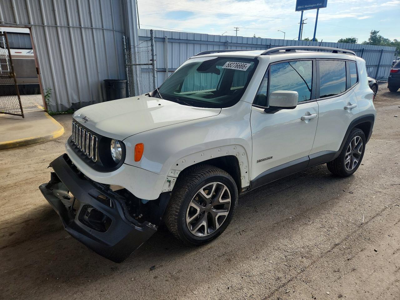 2015 Jeep Renegade Latitude White vin: ZACCJBBT5FPB85209