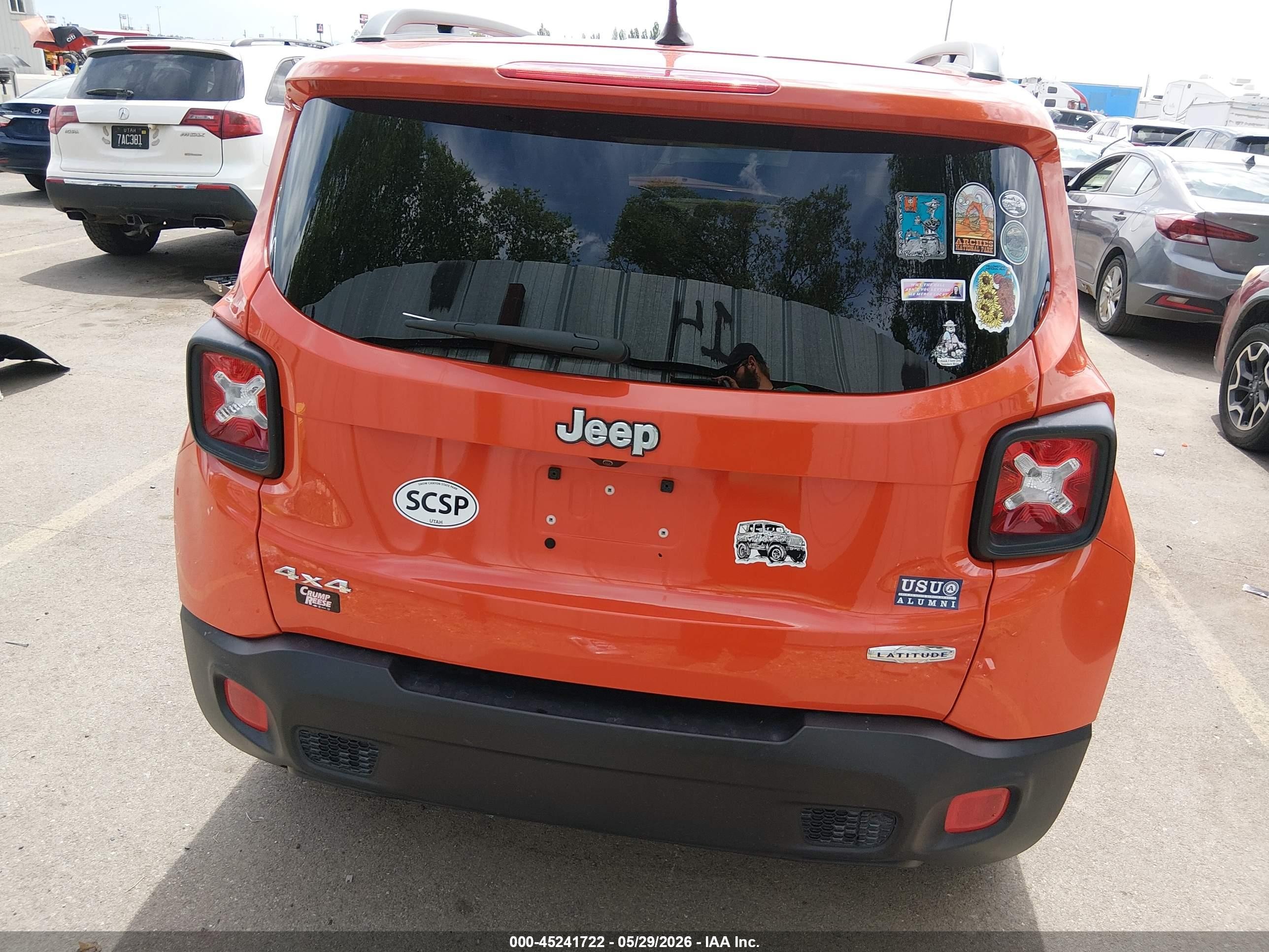 2015 Jeep Renegade Latitude Orange vin: ZACCJBBT6FPB79208