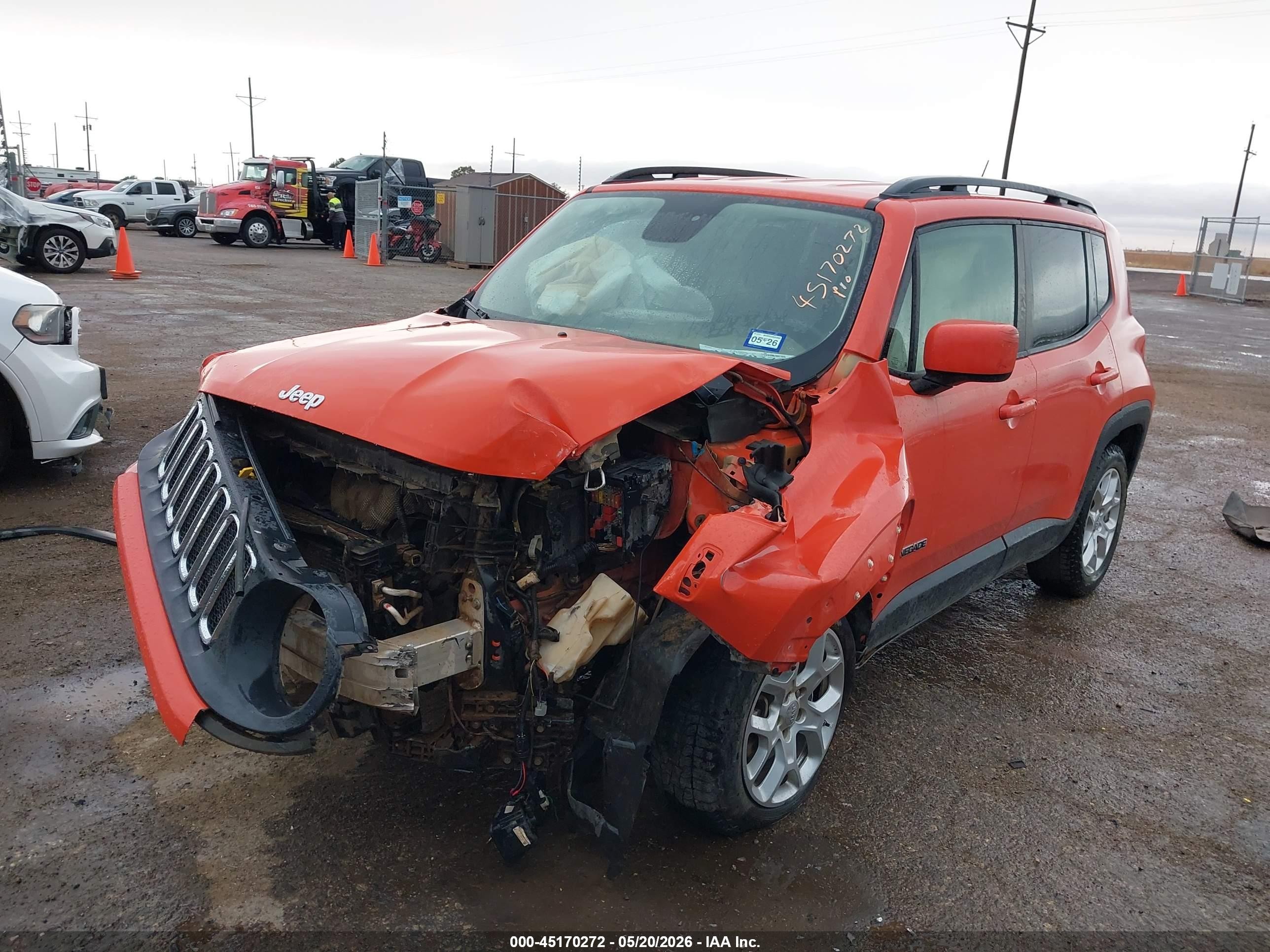 2015 Jeep Renegade Latitude Orange vin: ZACCJBBT6FPC33977