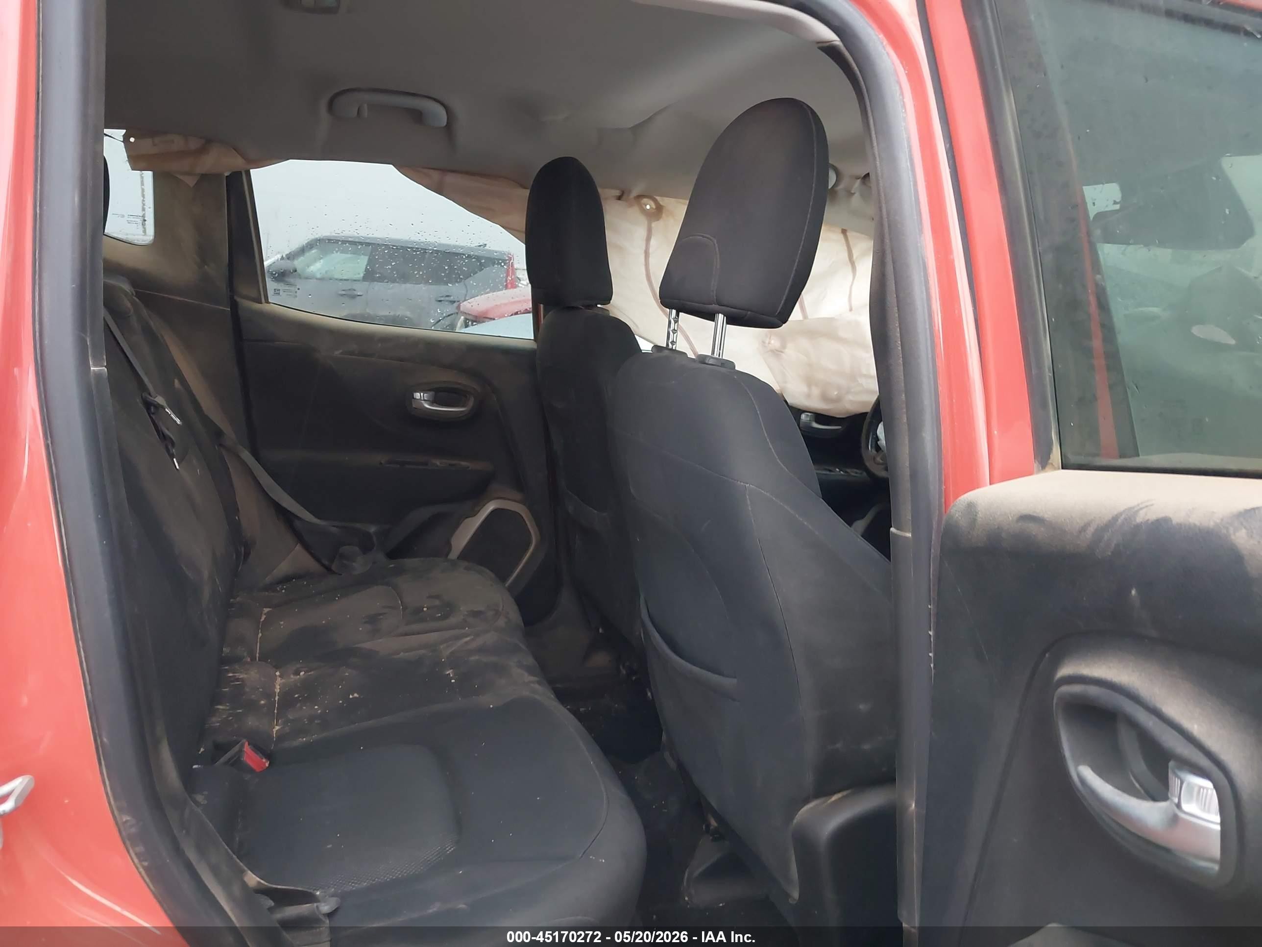 2015 Jeep Renegade Latitude Orange vin: ZACCJBBT6FPC33977