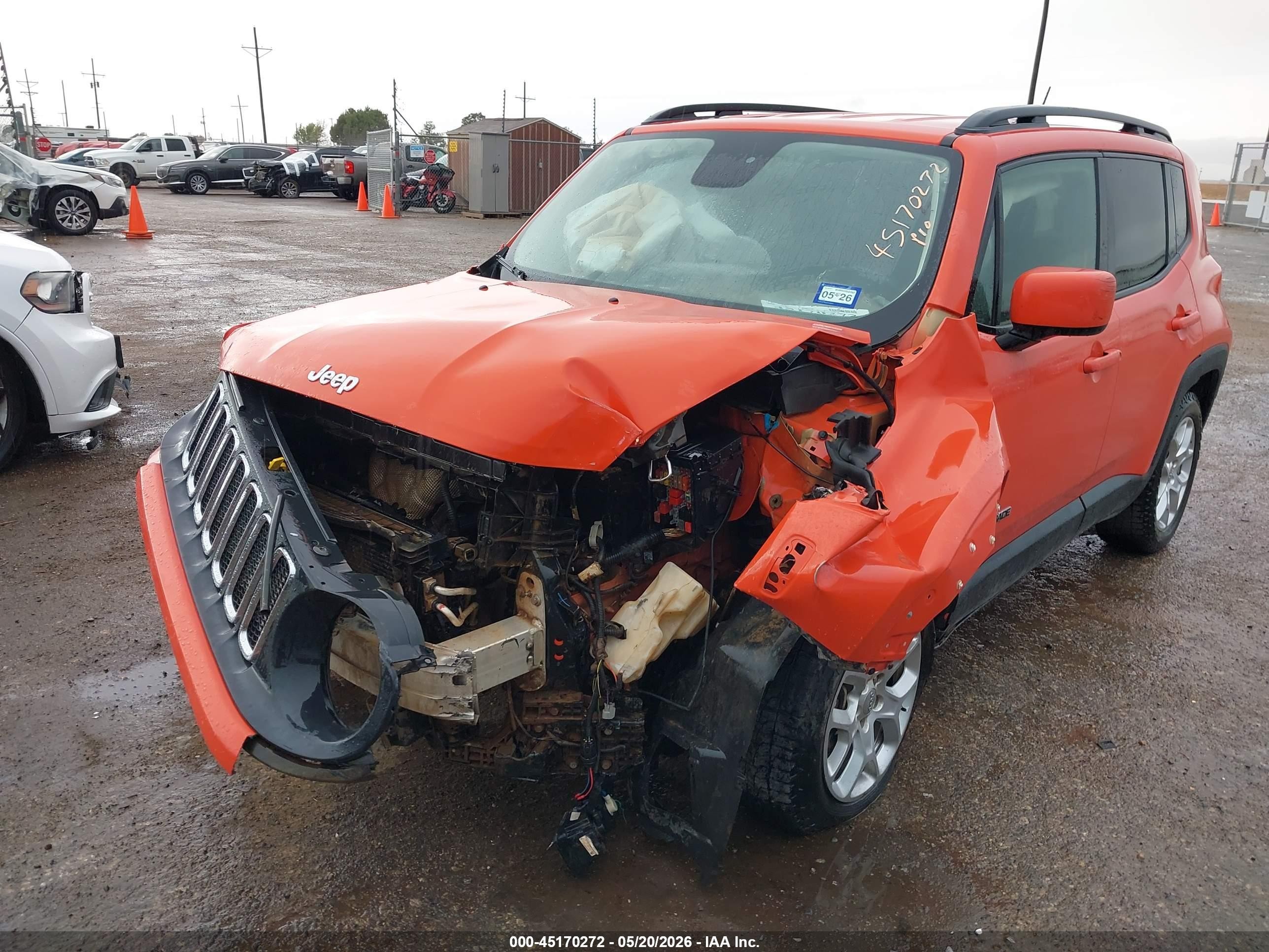 2015 Jeep Renegade Latitude Orange vin: ZACCJBBT6FPC33977